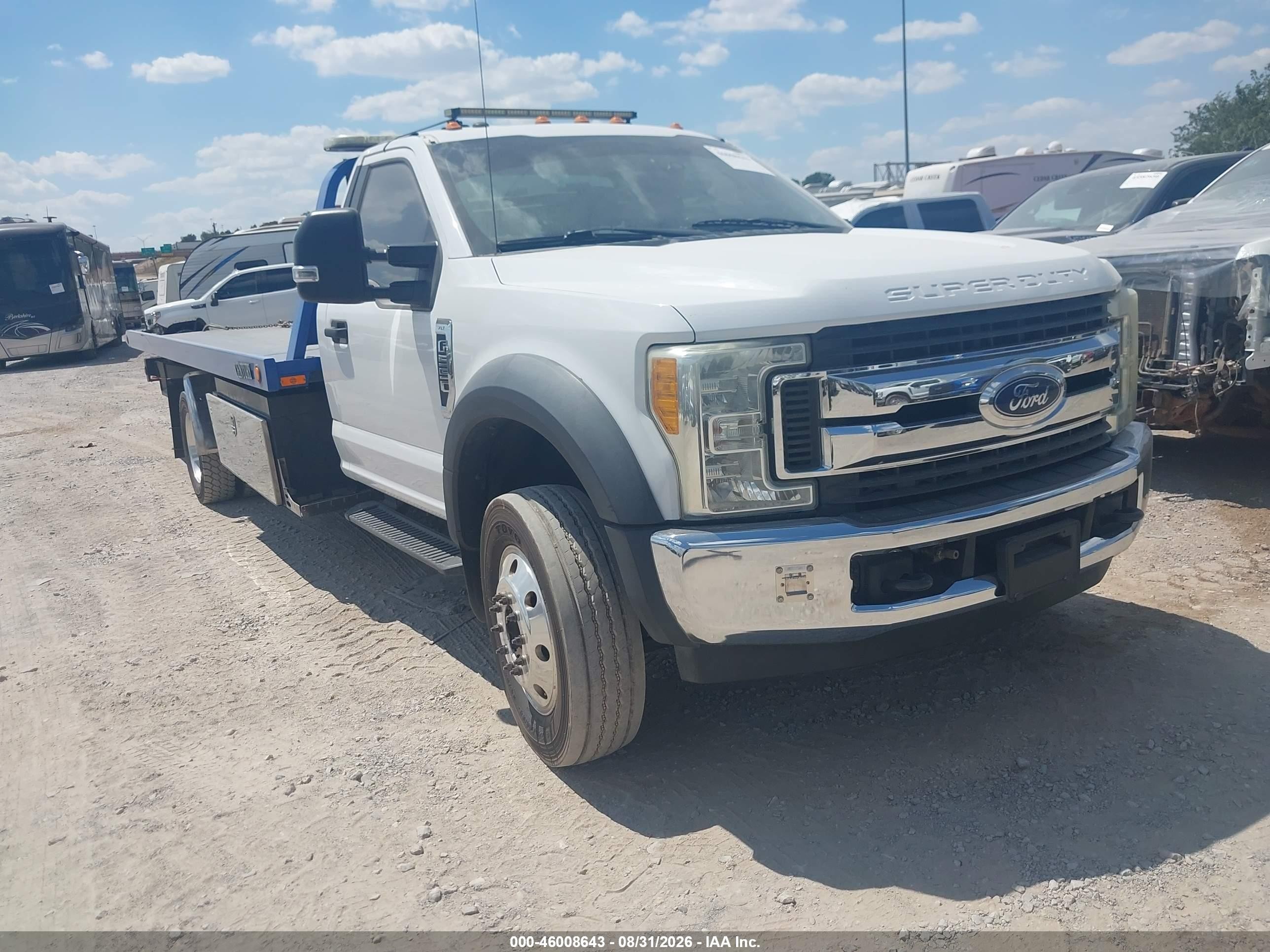 2017 Ford F-550 Chassis VIN 1FDUF5GT3HEC49271 — IAAI salvage auction photo