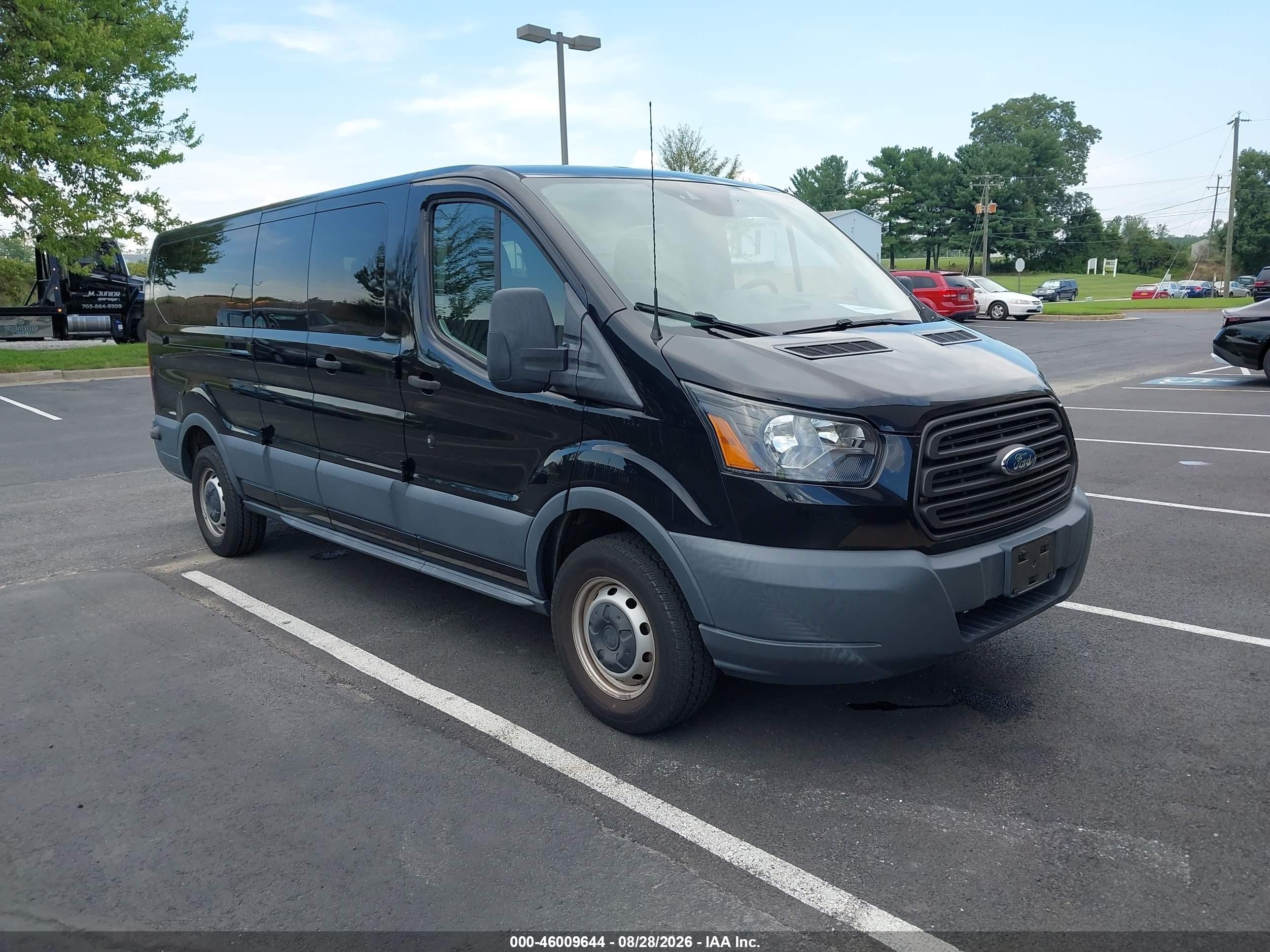 2018 Ford Transit-350 VIN 1FBZX2ZM8JKA71056 — IAAI salvage auction photo