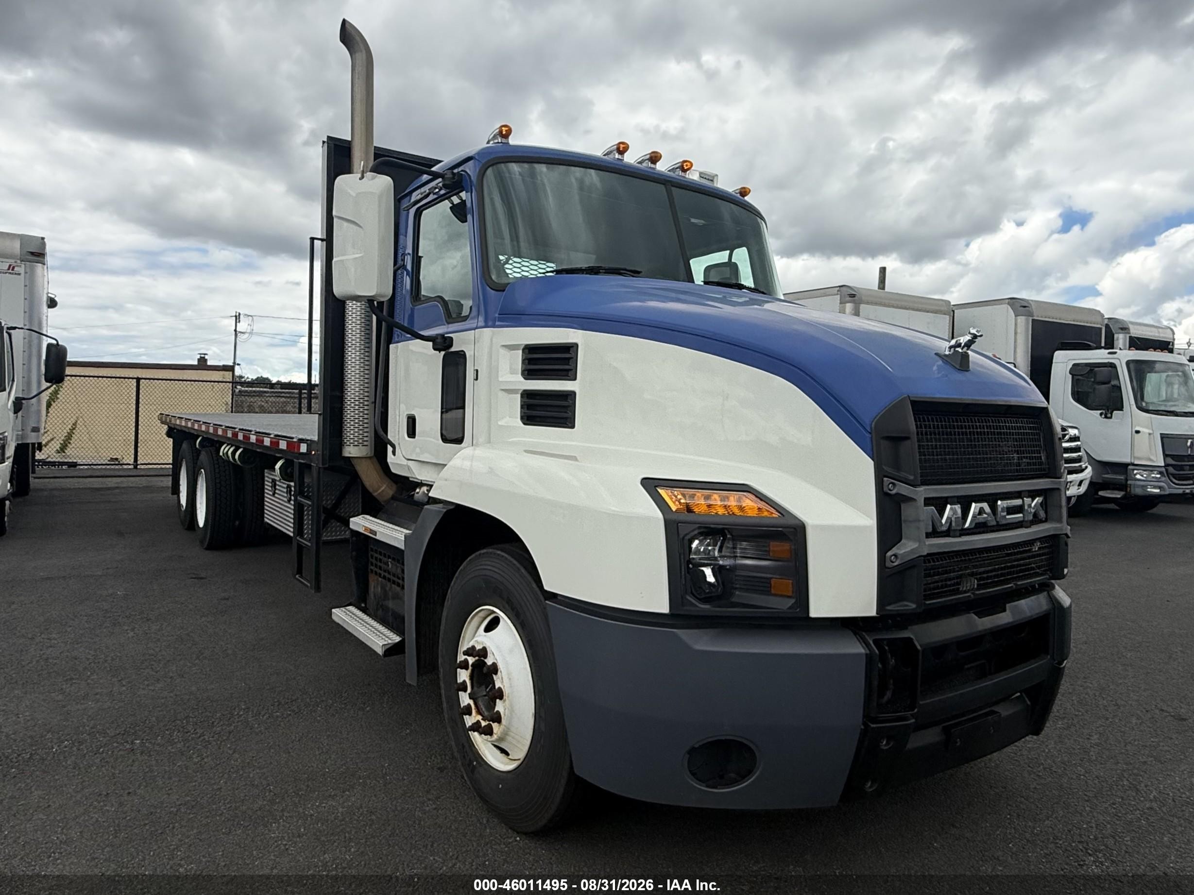 2019 Mack Anthem VIN 1M2AN2GC2KM002485 — IAAI salvage auction photo