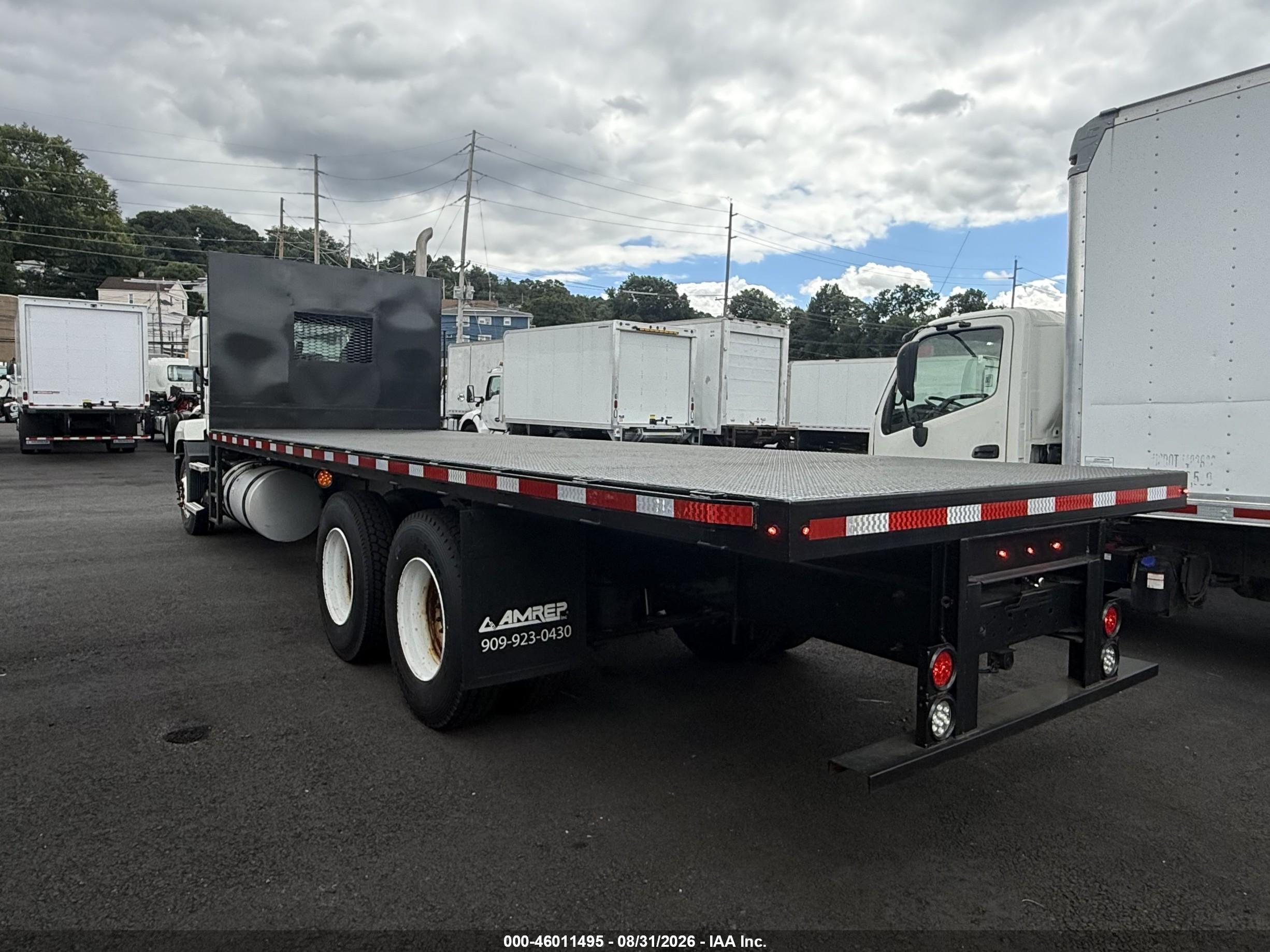2019 Mack Anthem VIN 1M2AN2GC2KM002485 IAAI salvage auction — Normal Wear, Clear (New Jersey), sold $59,950 on 2026-09-18 (photo 3)