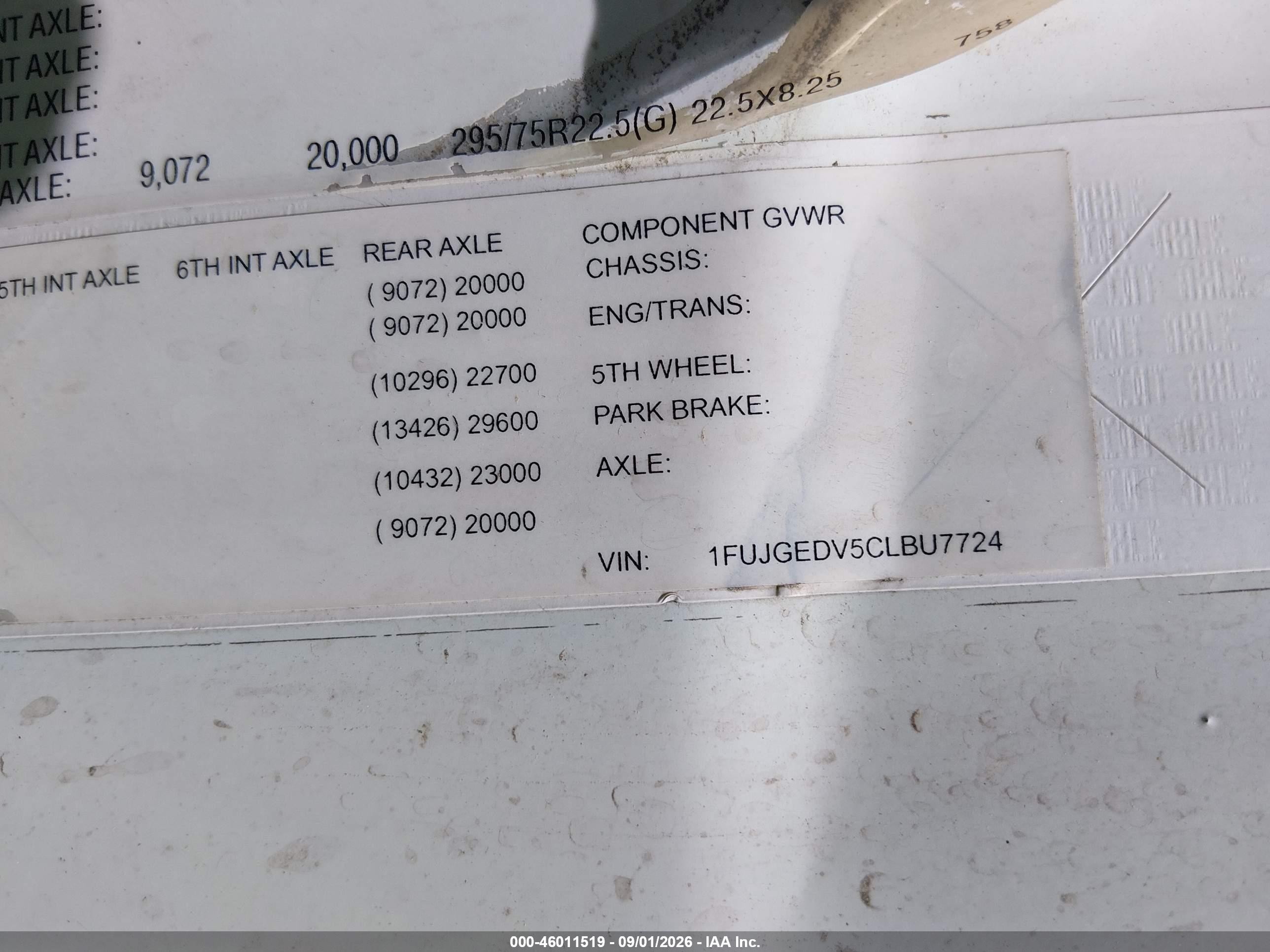 2012 Freightliner Cascadia 125 VIN 1FUJGEDV5CLBU7724 IAAI salvage auction — Repossession, Clear (Tennessee), sold $400 on 2026-09-23 (photo 8)