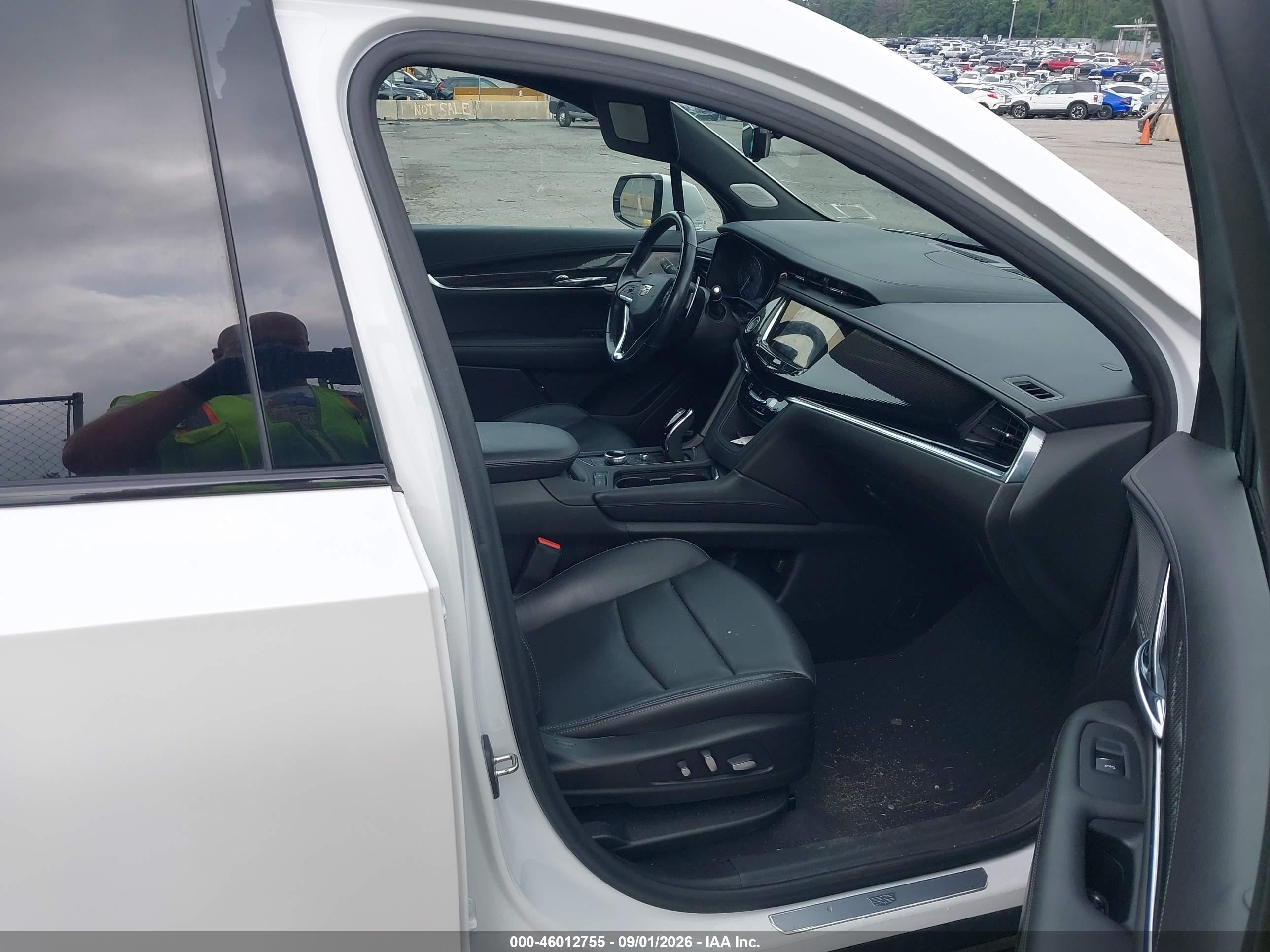 2021 Cadillac XT6 VIN 1GYKPGRS8MZ212254 IAAI salvage auction — Front End, Mv-907A (New York), sold $10,700 on 2026-09-23 (photo 5)