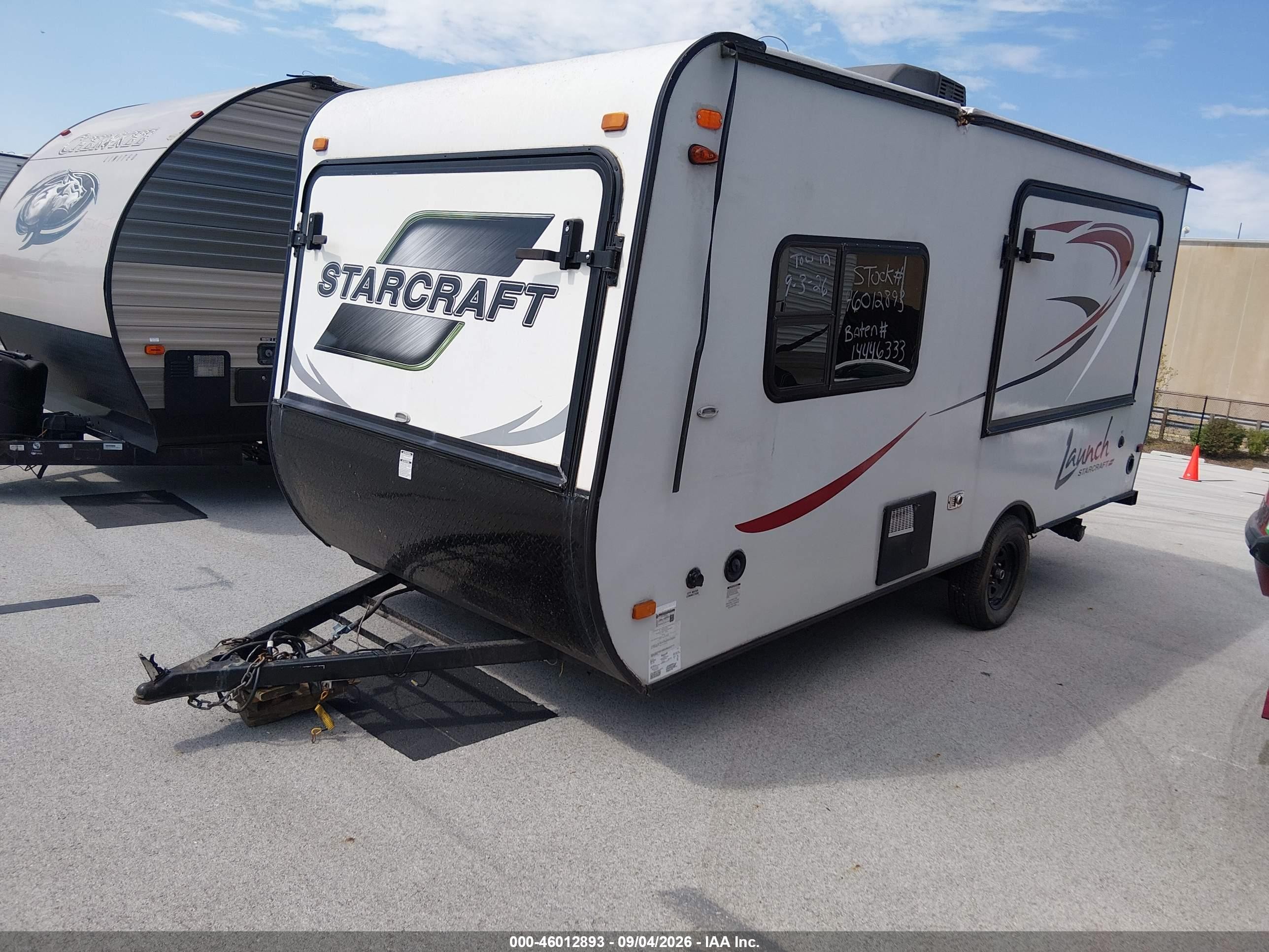 2015 Starcraft Launch VIN 1SABSHAJ6F2JY5073 IAAI salvage auction — Side, Salvage (Illinois), sold $800 on 2026-10-20 (photo 2)