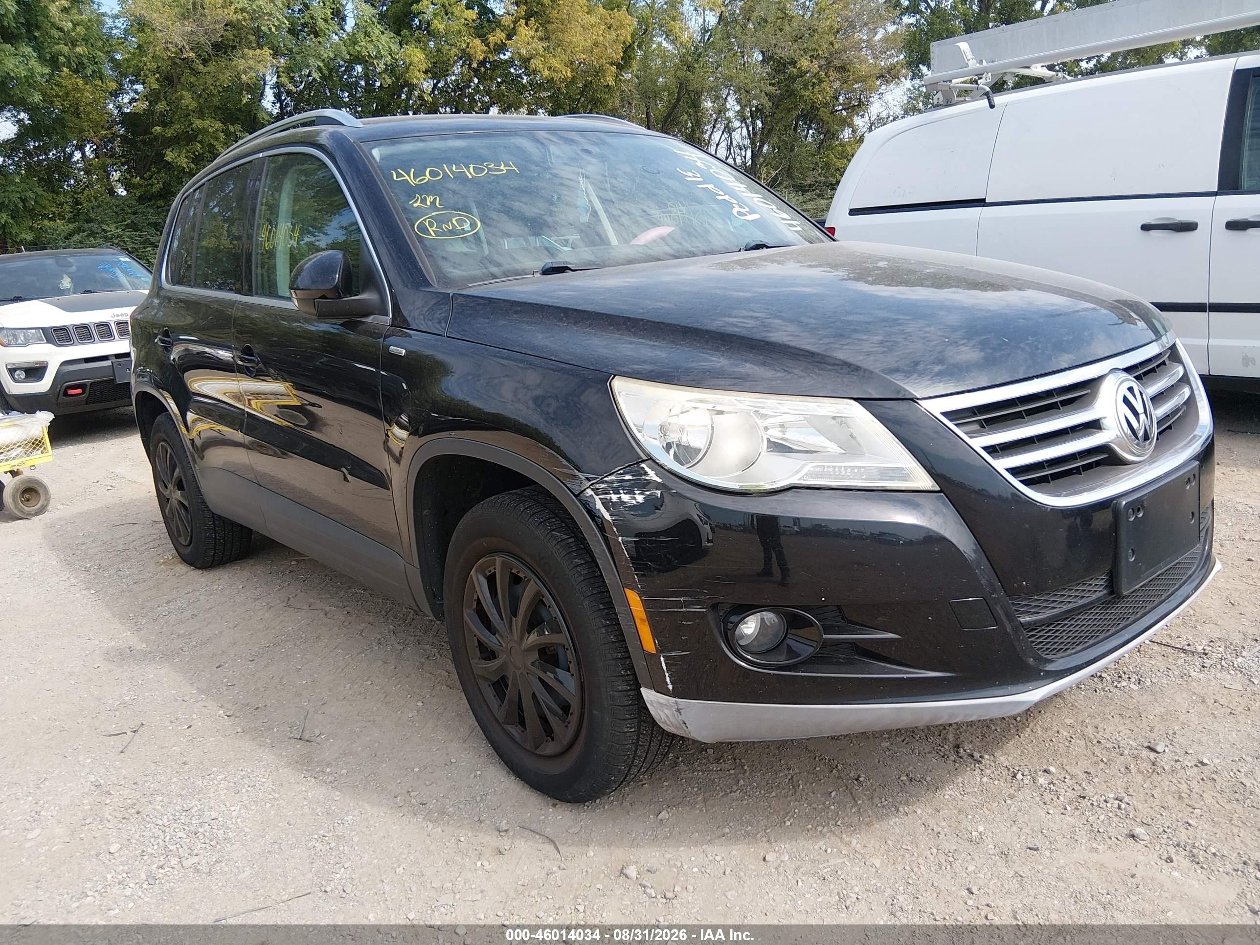 2010 Volkswagen Tiguan VIN WVGBV7AX9AW534560 IAAI salvage auction — Normal Wear, Original (Ohio), sold $325 on 2026-09-09 (photo 1)