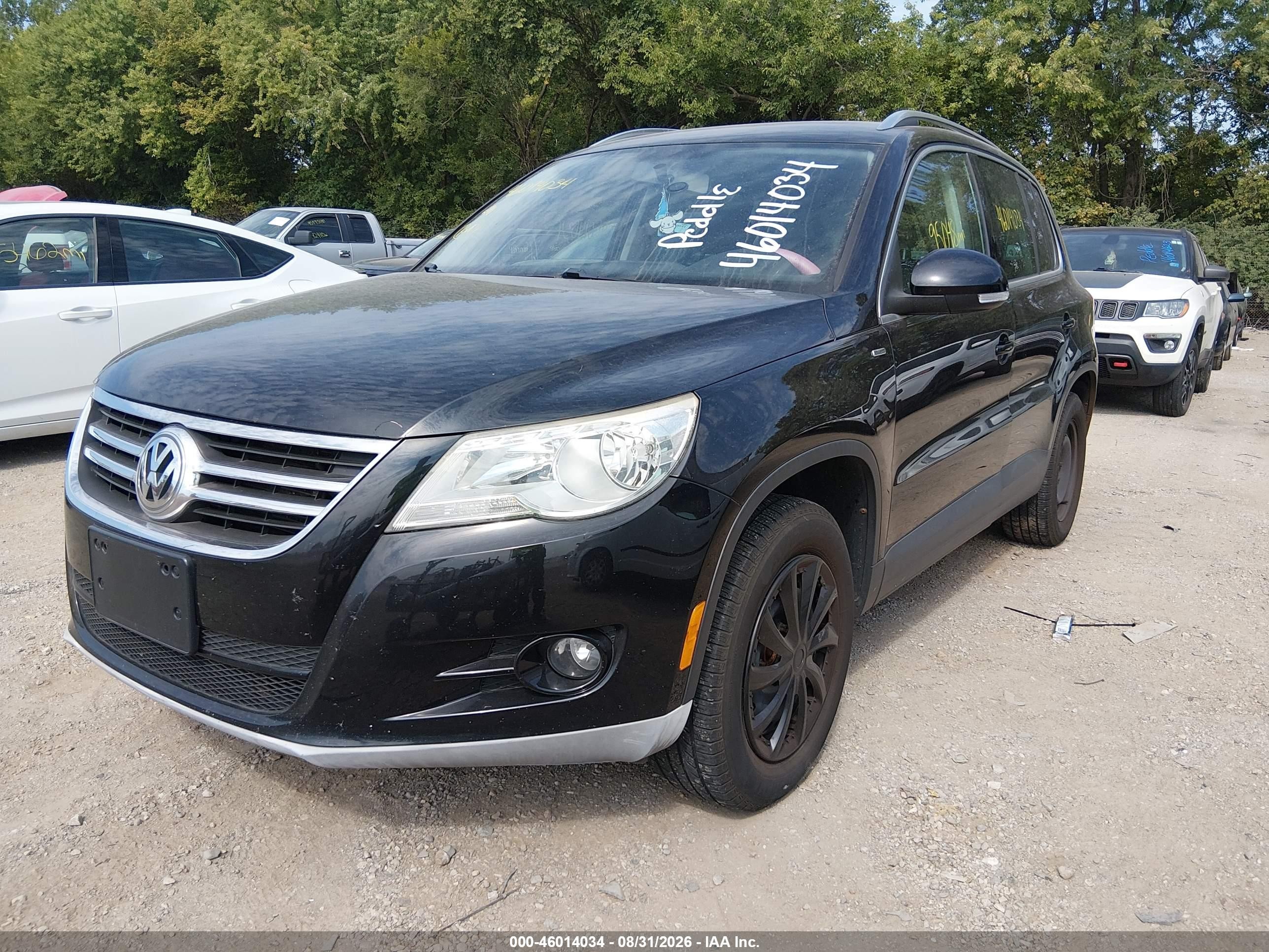 2010 Volkswagen Tiguan VIN WVGBV7AX9AW534560 IAAI salvage auction — Normal Wear, Original (Ohio), sold $325 on 2026-09-09 (photo 2)