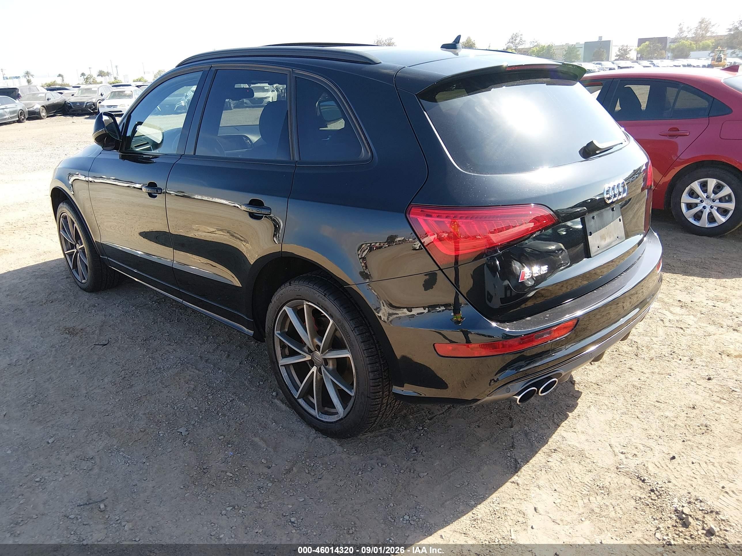 2016 Audi Sq5 VIN WA1CCAFP7GA014863 IAAI salvage auction — Normal Wear, Clear - Dealer Only (California), sold $2,200 on 2026-09-27 (photo 3)