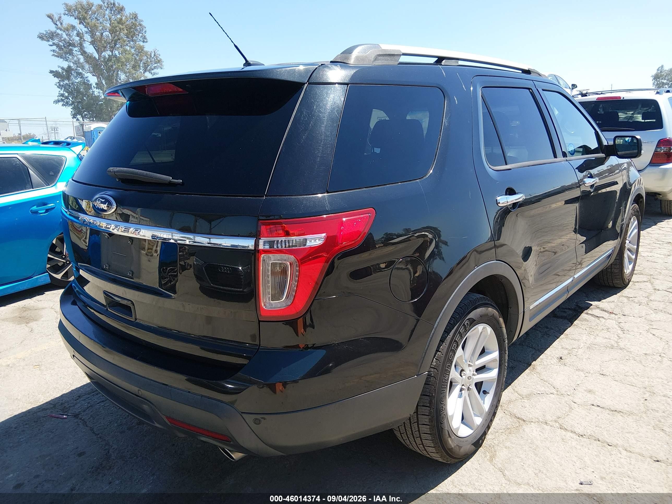 2013 Ford Explorer VIN 1FM5K7D85DGB20376 IAAI salvage auction — Unknown, Wait Title, sold $950 on 2026-09-21 (photo 4)