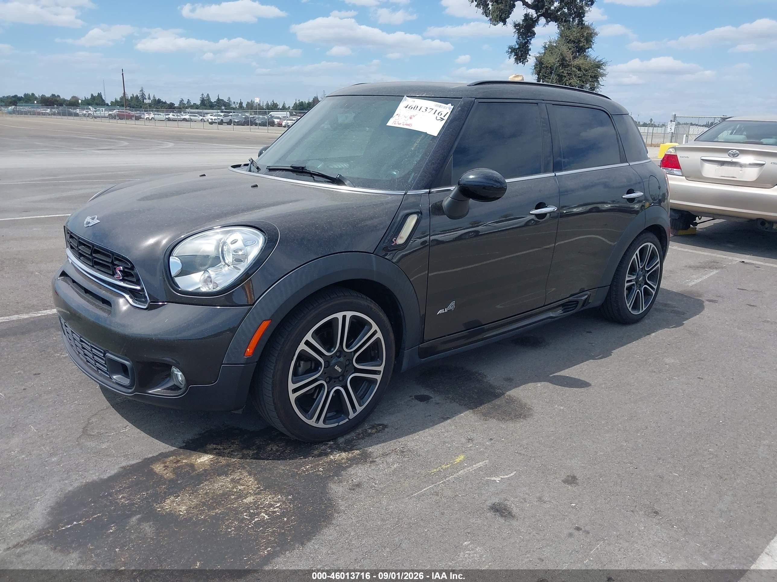 2015 Mini Countryman VIN WMWZC5C55FWP46904 IAAI salvage auction — Rear End, Salvage (California), sold $1,900 on 2026-09-25 (photo 2)