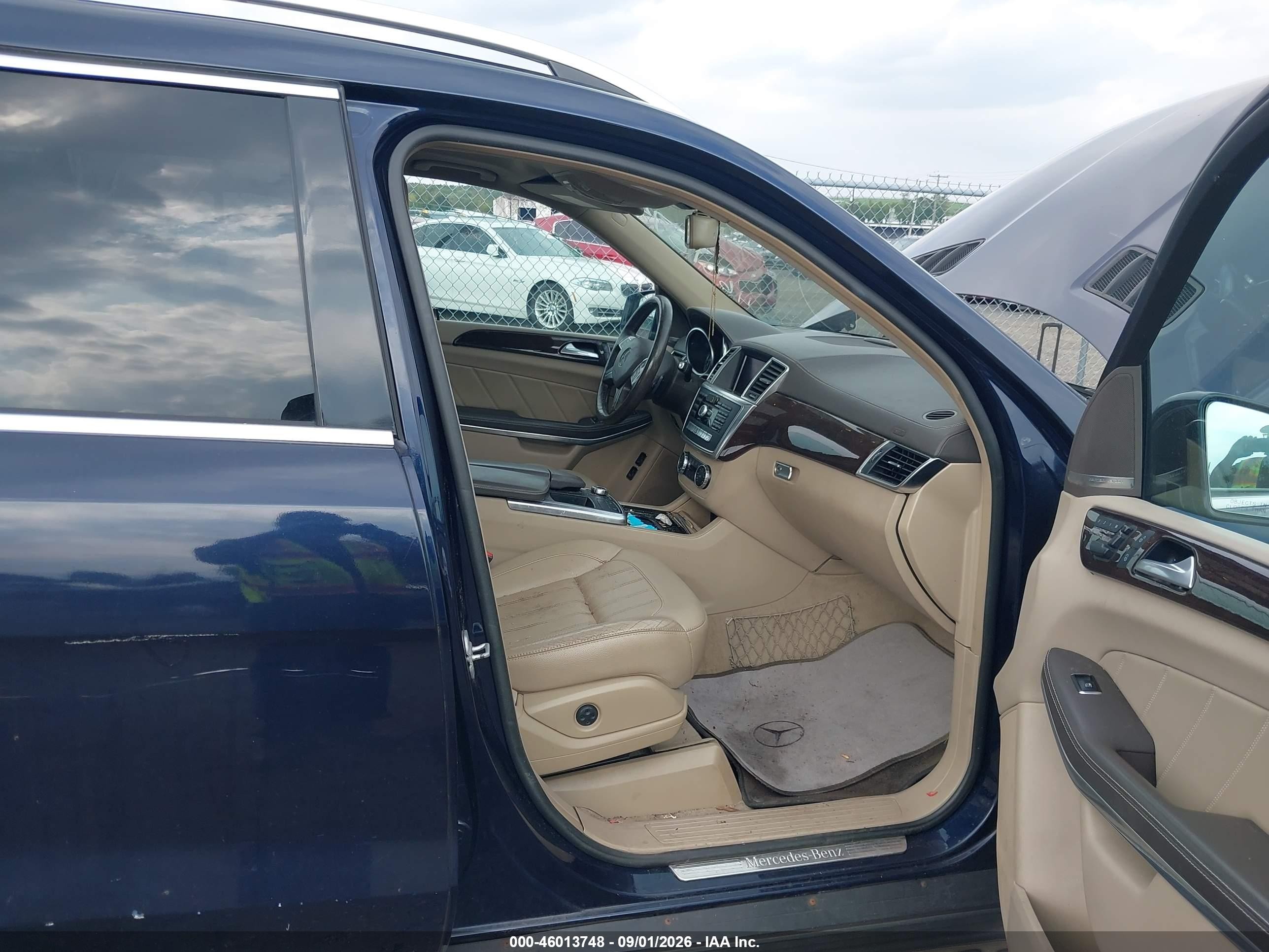 2014 Mercedes-benz Gl-class VIN 4JGDF7CE6EA407043 IAAI salvage auction — Normal Wear, Clear (Virginia), sold $1,900 on 2026-10-03 (photo 5)