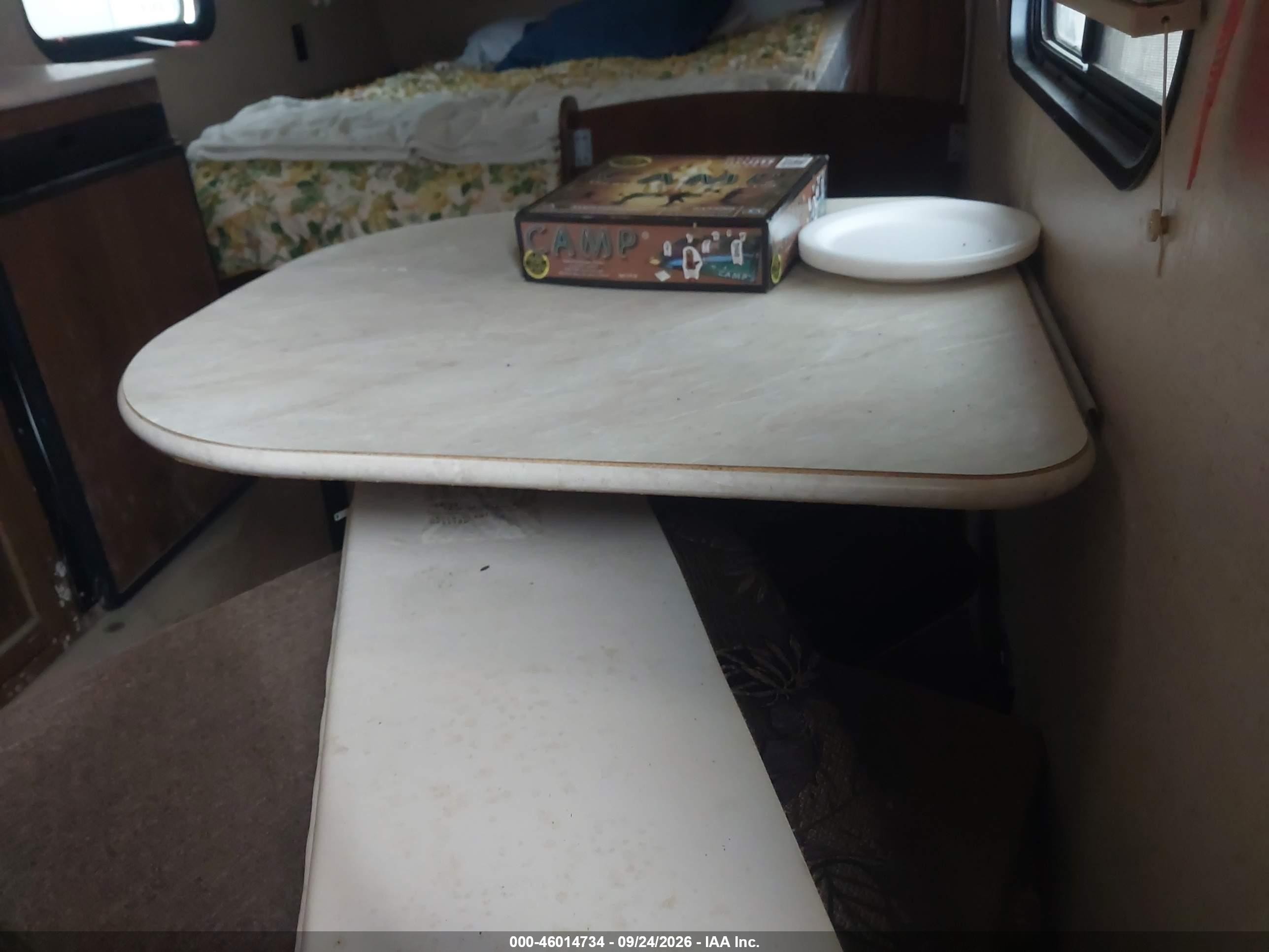 2015 Jayco Jay Flight VIN 1UJBJ0AJ1F17A0511 IAAI salvage auction — Water/Flood, Salvage (Indiana), sold $50 on 2026-10-14 (photo 8)