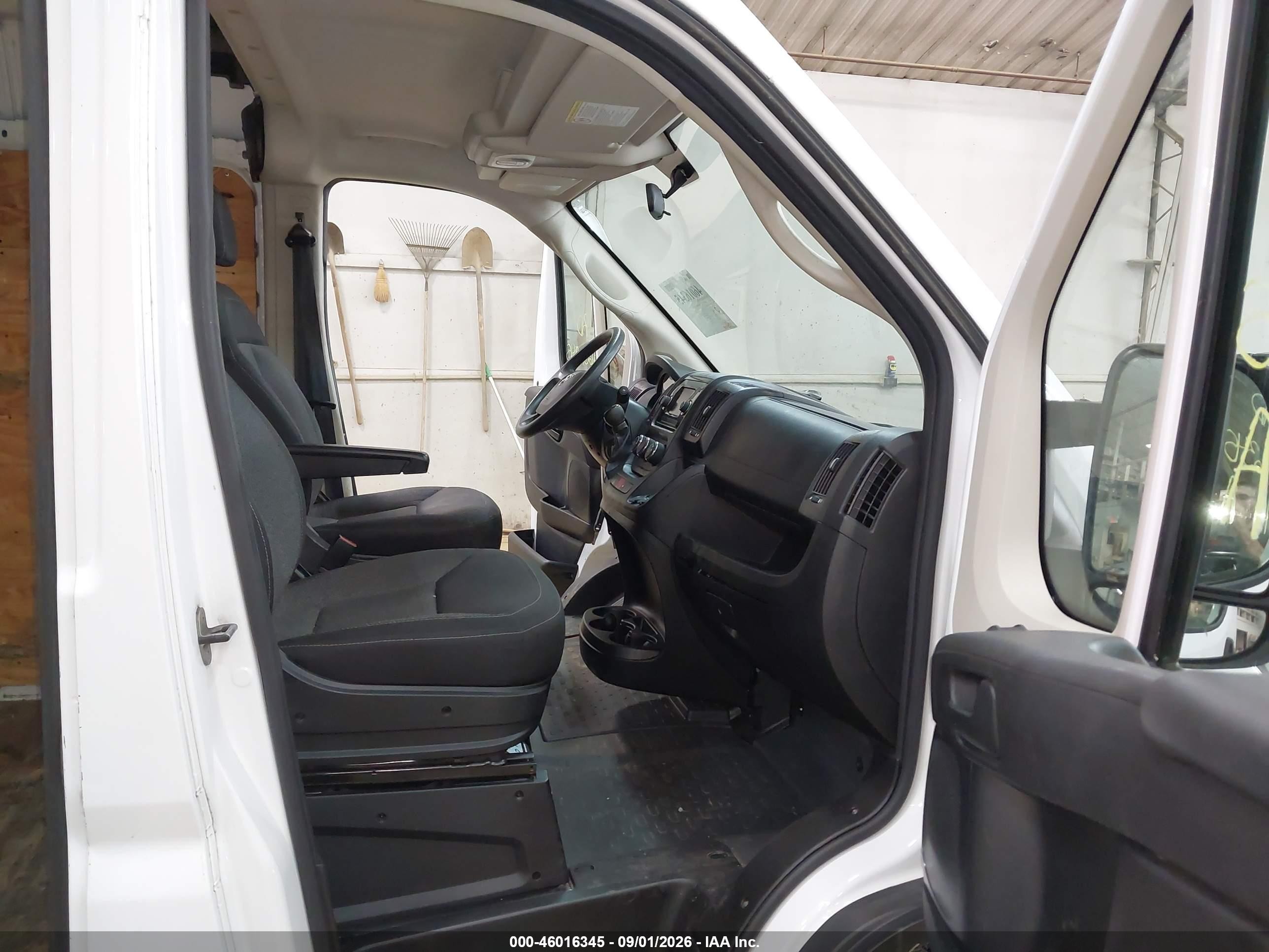 2019 Ram ProMaster 2500 VIN 3C6TRVDG9KE511666 IAAI salvage auction — Hail, Salvage (Pennsylvania), sold $5,800 on 2026-09-12 (photo 5)