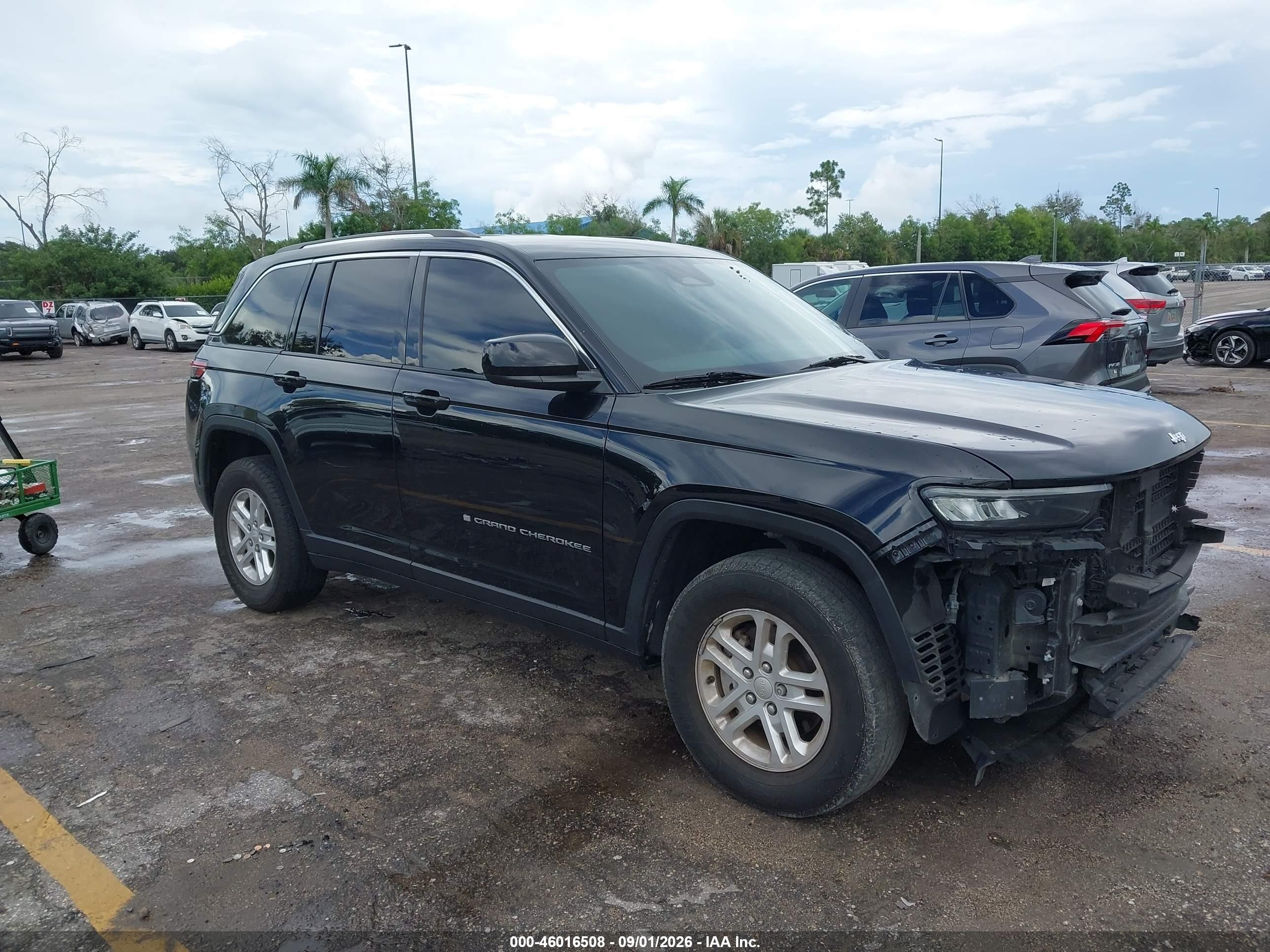 2023 Jeep Grand Cherokee VIN 1C4RJGAG2PC534702 — IAAI salvage auction photo