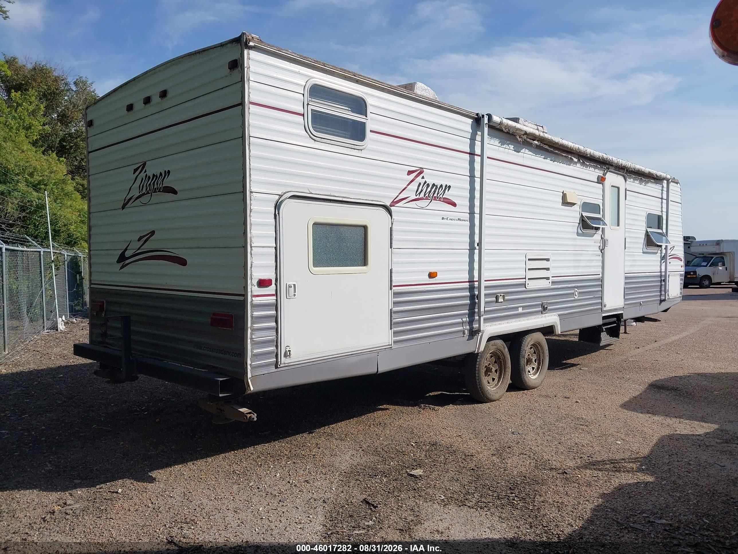 2006 Crossroads Crossroads VIN 4V0TC32206D001239 IAAI salvage auction — Hail, Clear (Kansas), sold $3,200 on 2026-09-11 (photo 4)