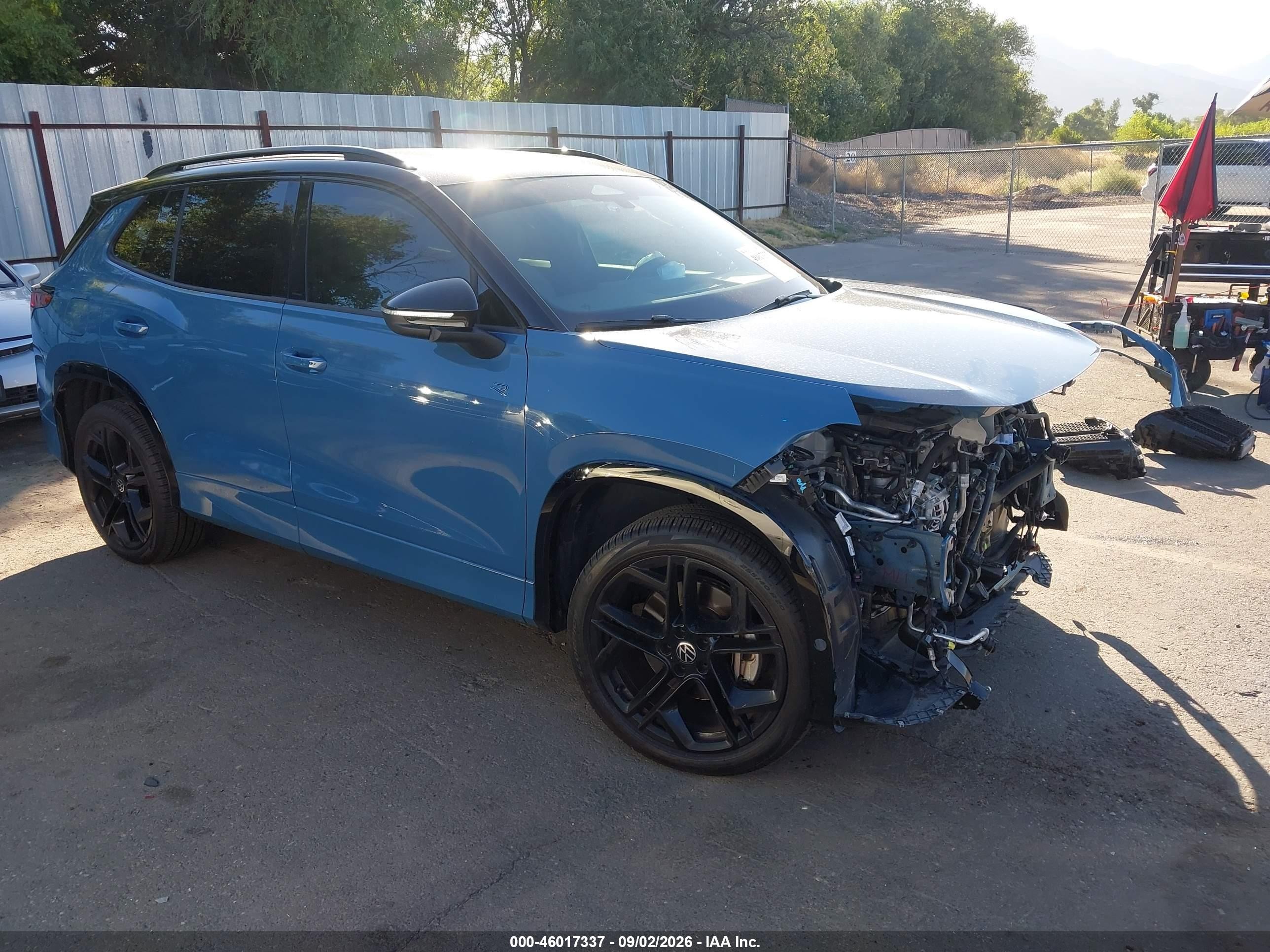 2025 Volkswagen Tiguan VIN 3VVGR7RMXSM045872 — IAAI salvage auction photo