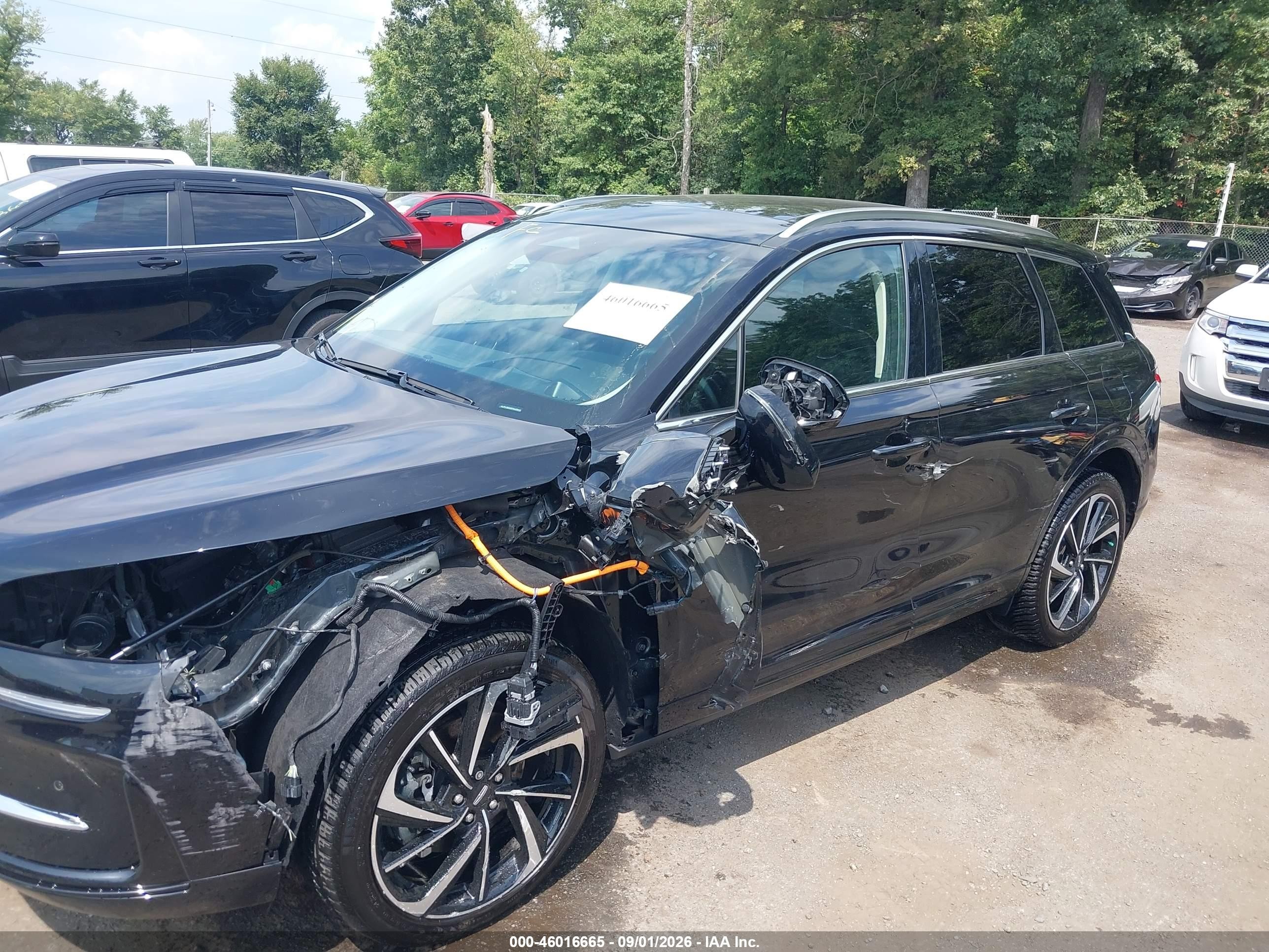 2023 Lincoln Corsair VIN 5LMTJ5DZ0PUL02013 IAAI salvage auction — Side, Salvage - Greater Than 75% (Maryland), sold $12,500 on 2026-09-12 (photo 6)