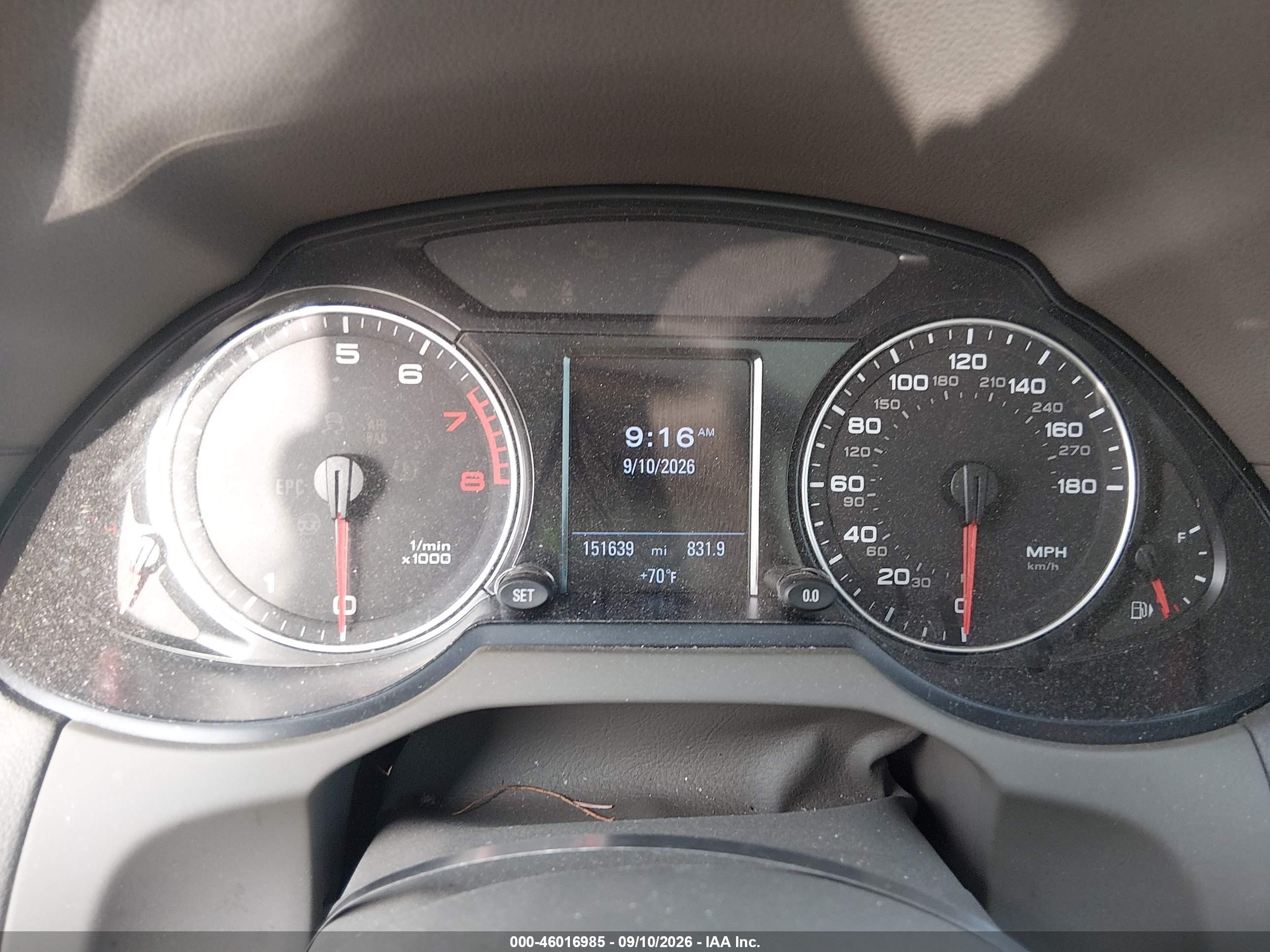 2010 Audi Q5 VIN WA1LKAFP2AA052320 IAAI salvage auction — Side, Salvage (Ohio), sold $600 on 2026-09-30 (photo 7)