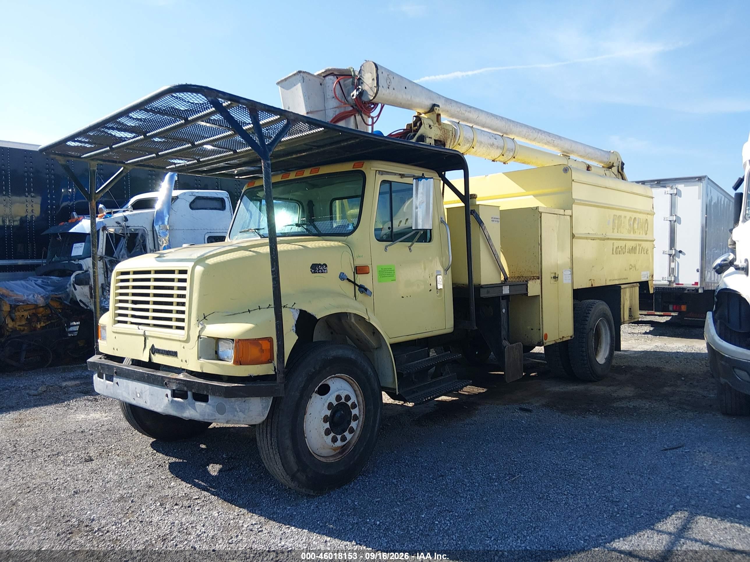 1997 International VIN 1HTSCABP4VH448687 IAAI salvage auction — Front & Rear, Salvage (Pennsylvania), sold $1,750 on 2026-09-26 (photo 2)