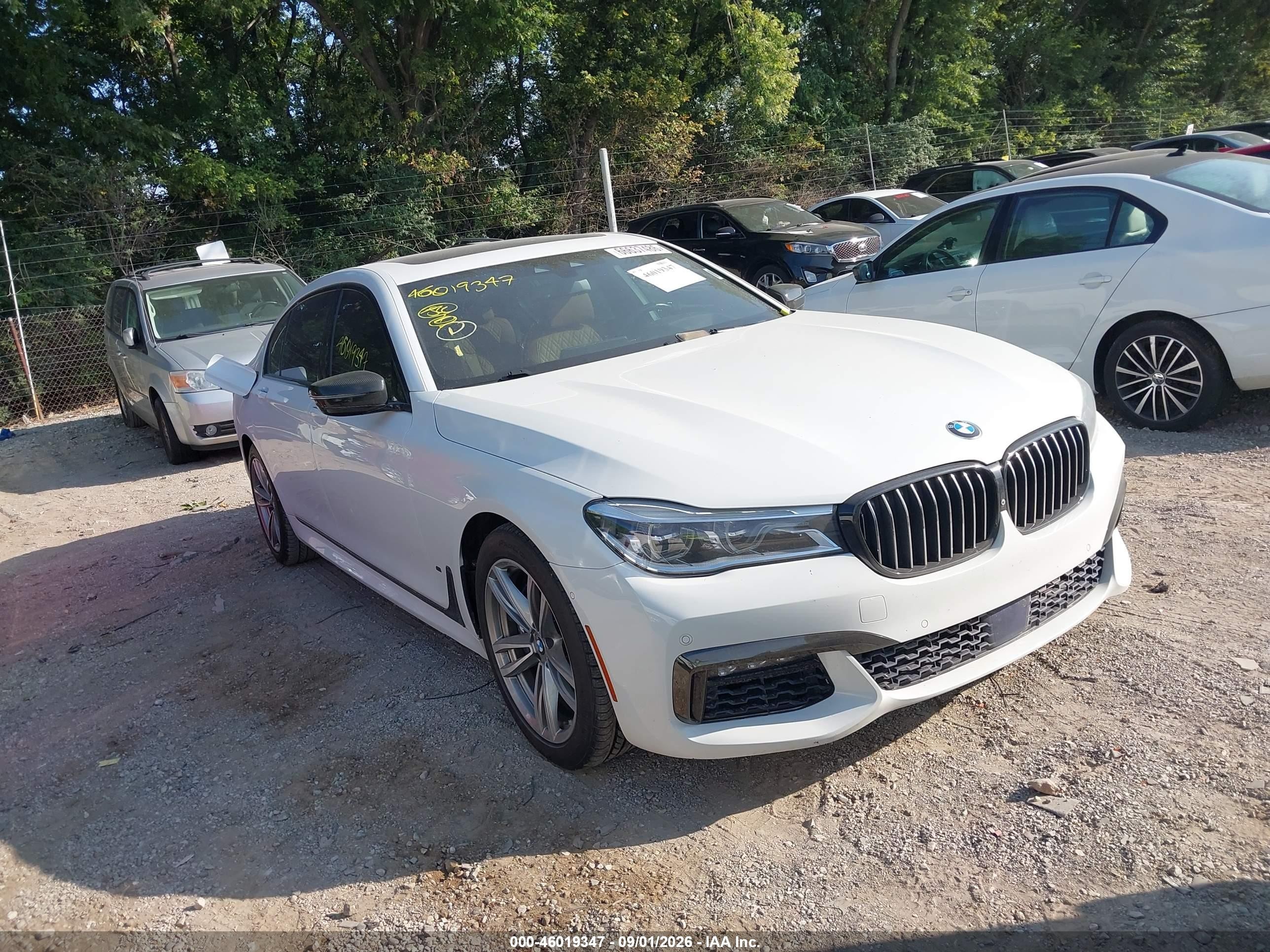2016 BMW 7 Series VIN WBA7F2C5XGG418841 — IAAI salvage auction photo