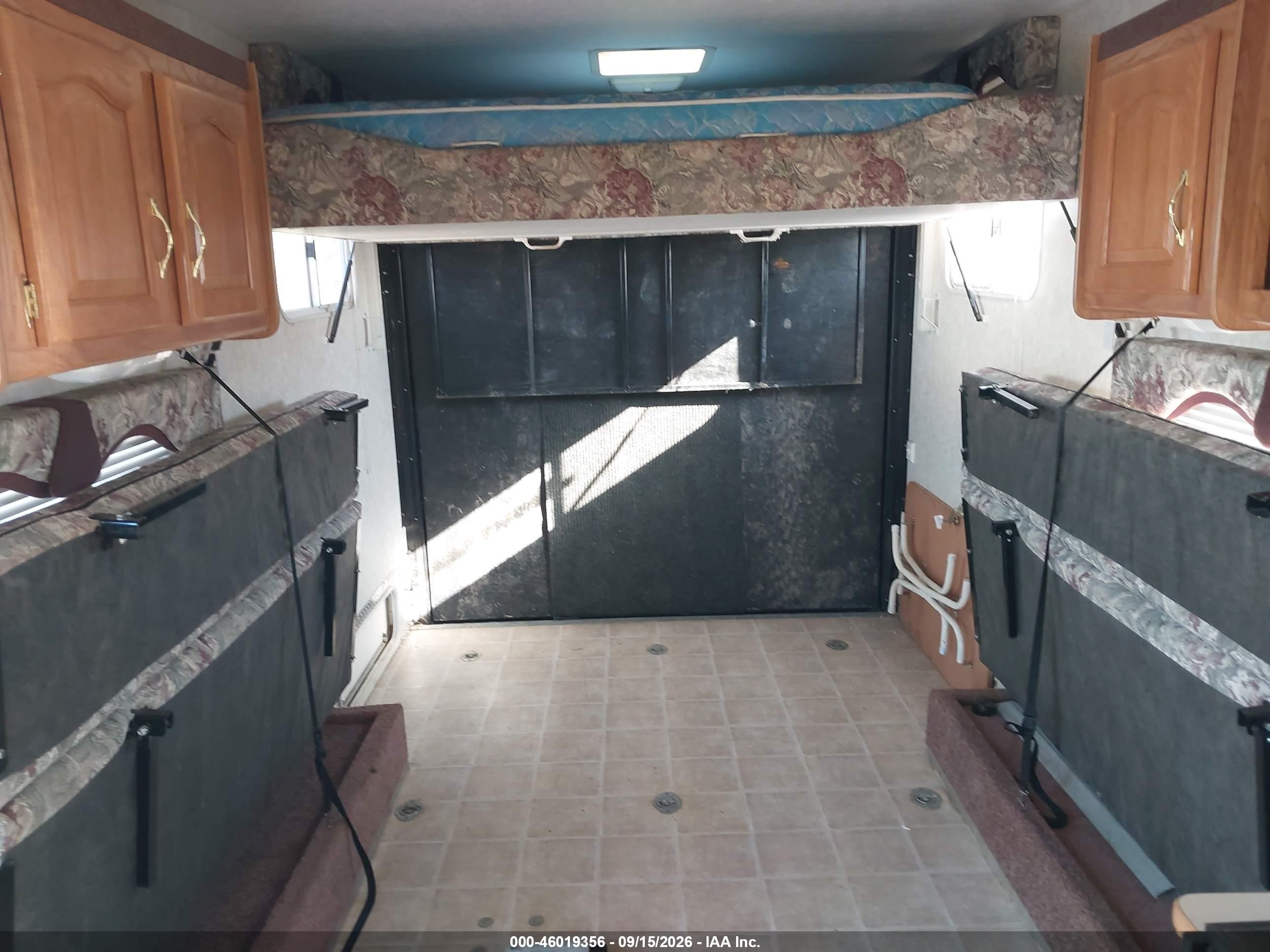 2003 Keystone Rv Tail-Gator VIN 4YDT2102139264663 IAAI salvage auction — Hail, Clear (North Dakota), sold $1,100 on 2026-10-07 (photo 8)