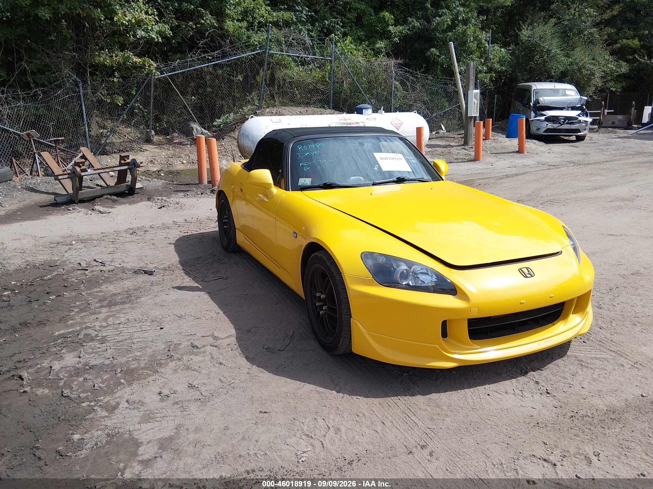 2004 Honda S2000 VIN JHMAP21414T000900 — IAAI salvage auction photo