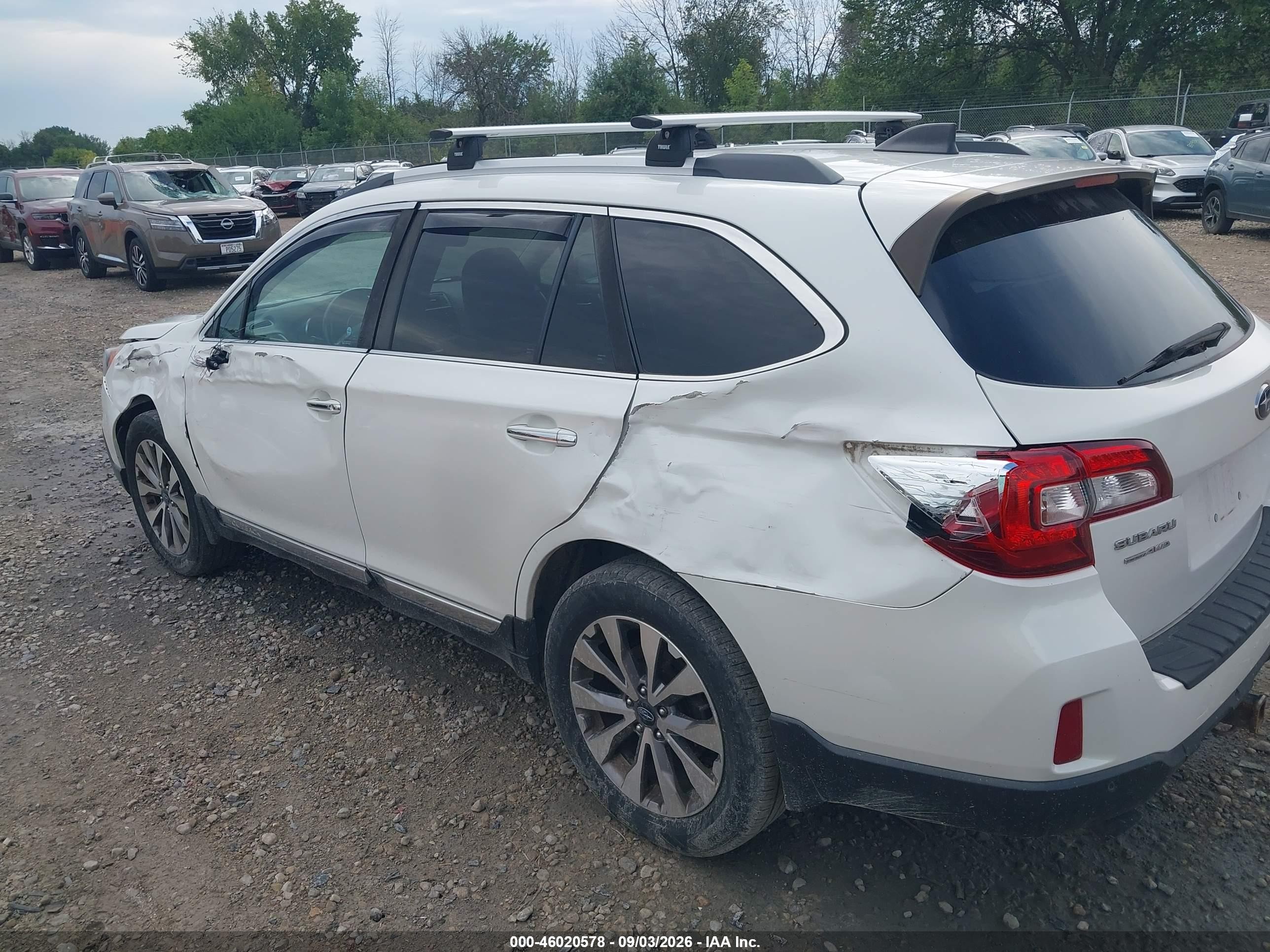 2017 Subaru Outback VIN 4S4BSETC1H3372765 IAAI salvage auction — Side, Clear (Wisconsin), sold $2,100 on 2026-09-26 (photo 3)