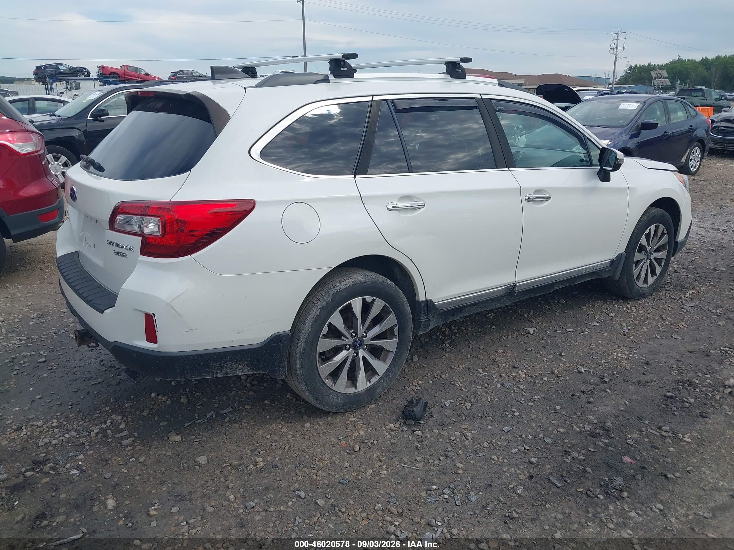 2017 Subaru Outback VIN 4S4BSETC1H3372765 IAAI salvage auction — Side, Clear (Wisconsin), sold $2,100 on 2026-09-26 (photo 4)