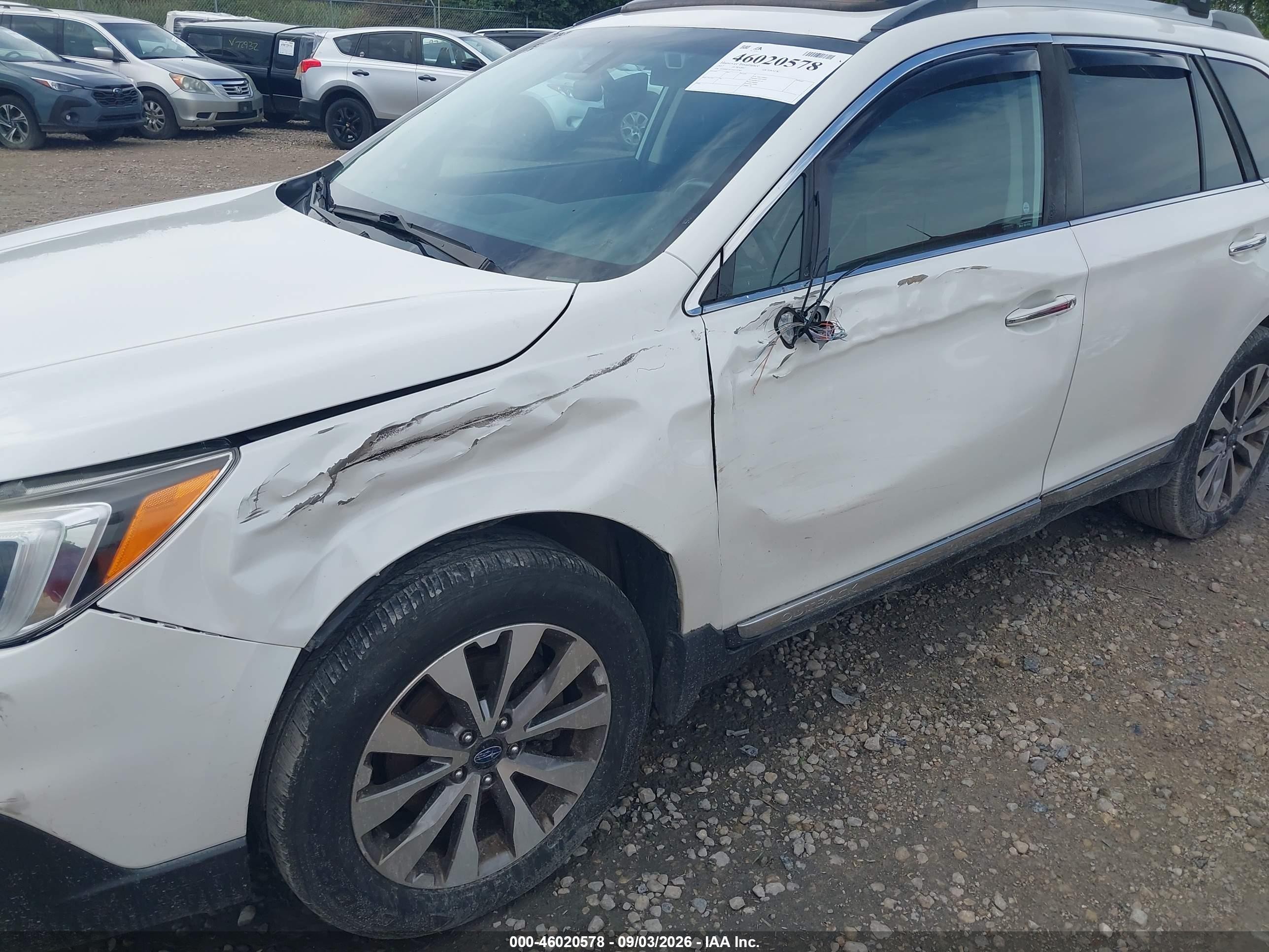 2017 Subaru Outback VIN 4S4BSETC1H3372765 IAAI salvage auction — Side, Clear (Wisconsin), sold $2,100 on 2026-09-26 (photo 6)