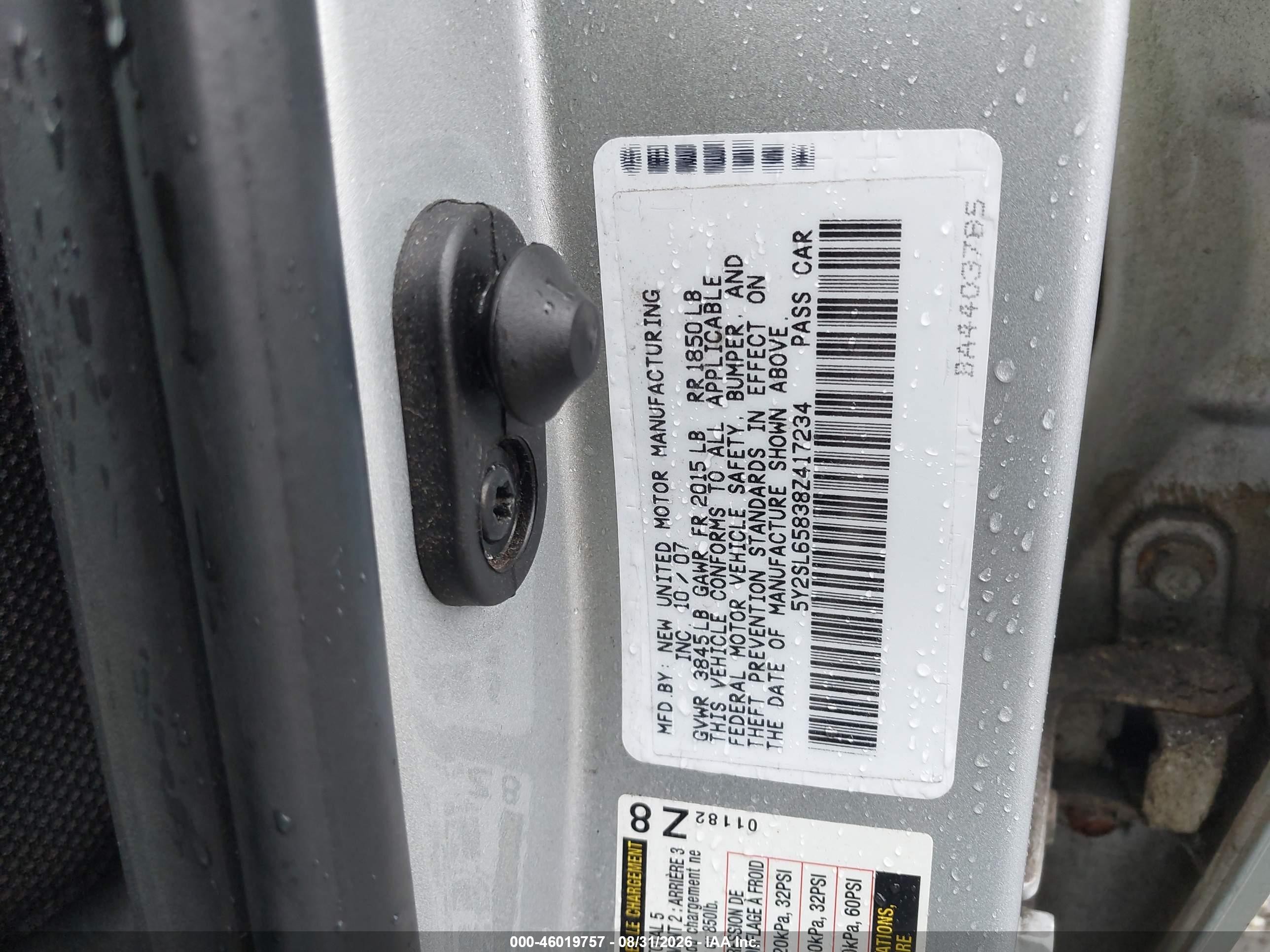 2008 Pontiac Vibe VIN 5Y2SL65838Z417234 IAAI salvage auction — Rear End, Mv-907A (New York), sold $700 on 2026-09-18 (photo 9)