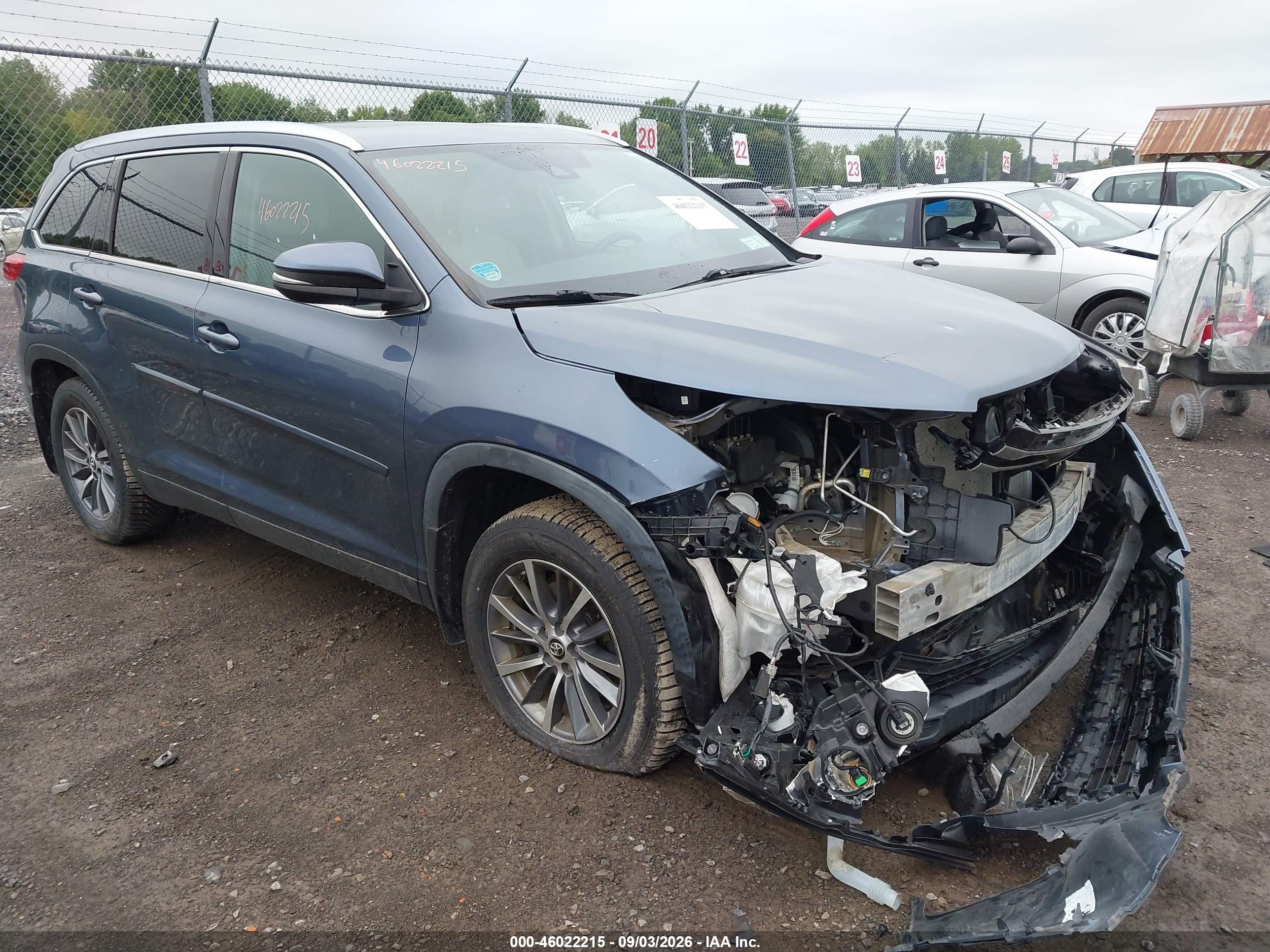 2019 Toyota Highlander VIN 5TDJZRFH6KS730331 — IAAI salvage auction photo