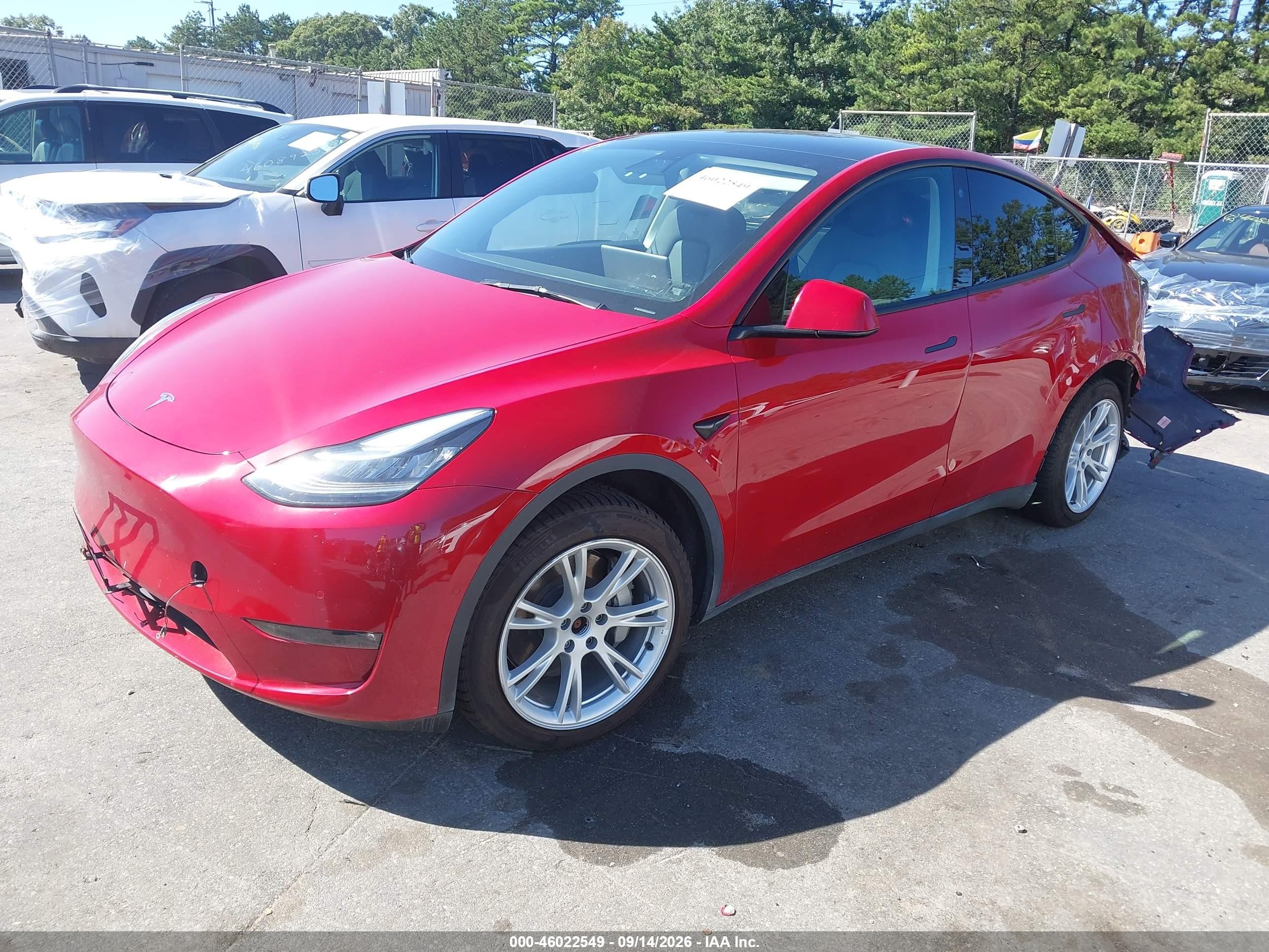 2022 Tesla Model Y VIN 7SAYGDEE8NF310032 IAAI salvage auction — Rear End, Mv-907A (New York), sold $9,800 on 2026-09-27 (photo 2)