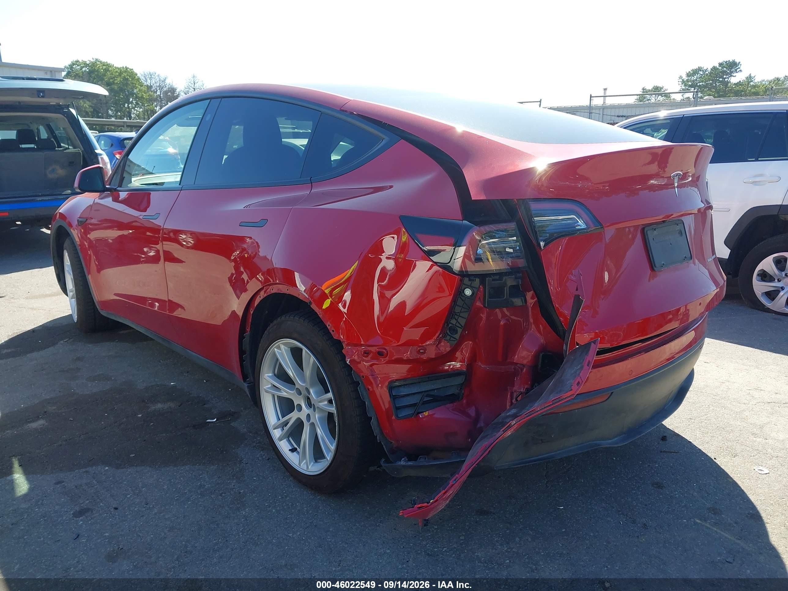 2022 Tesla Model Y VIN 7SAYGDEE8NF310032 IAAI salvage auction — Rear End, Mv-907A (New York), sold $9,800 on 2026-09-27 (photo 6)