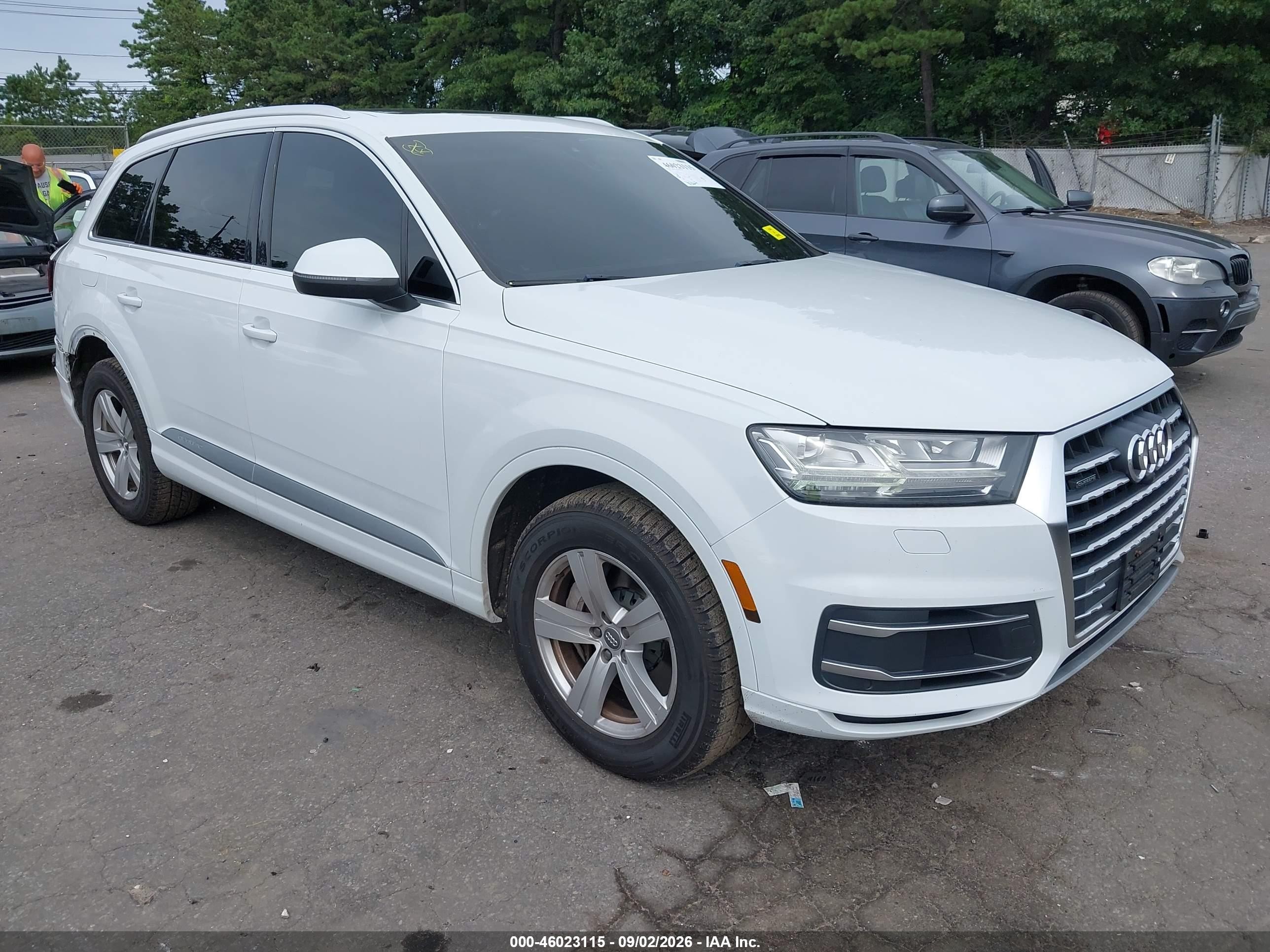 2018 Audi Q7 VIN WA1LHAF74JD020076 — IAAI salvage auction photo