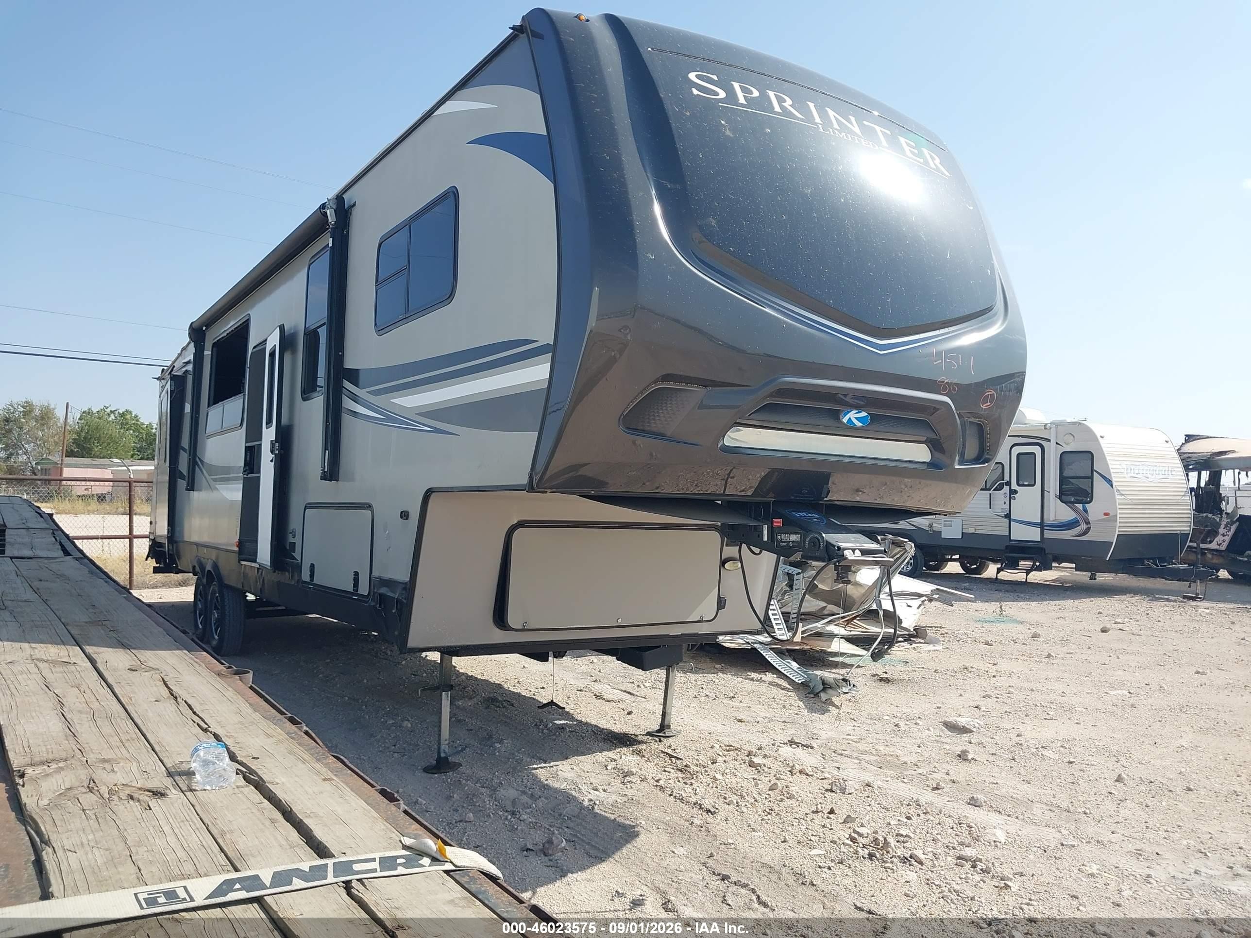 2020 Keystone Rv 3530fwden VIN 4YDF35322L1531367 IAAI salvage auction — All Over, SF97 SALVAGE (South Dakota), sold $2,625 on 2026-09-10 (photo 1)