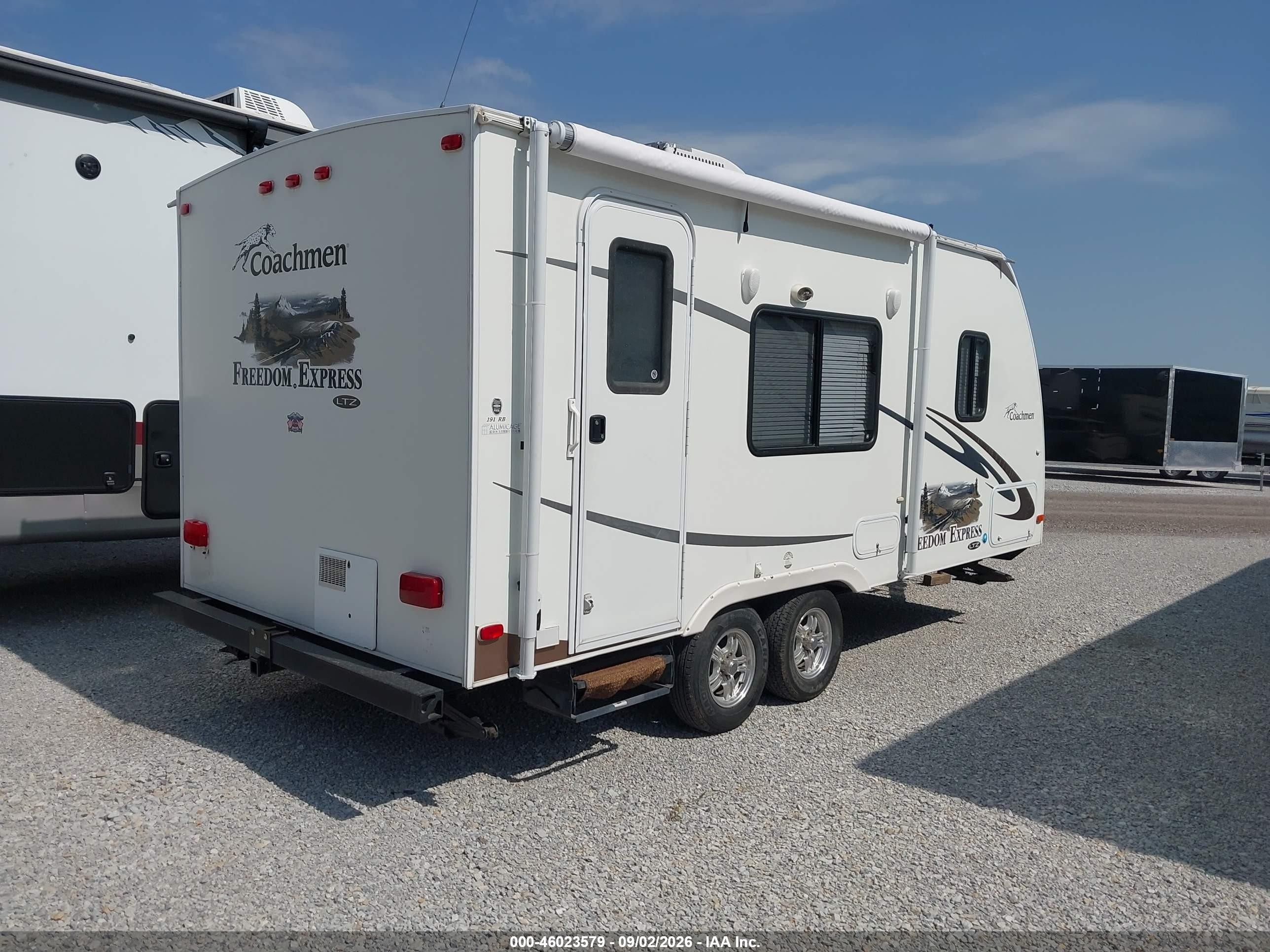 2012 Coachmen Freedom Express VIN 5ZT2FEHB6CA005551 IAAI salvage auction — Hail, Certificate Of Title (Nebraska), sold $1,850 on 2026-09-24 (photo 4)