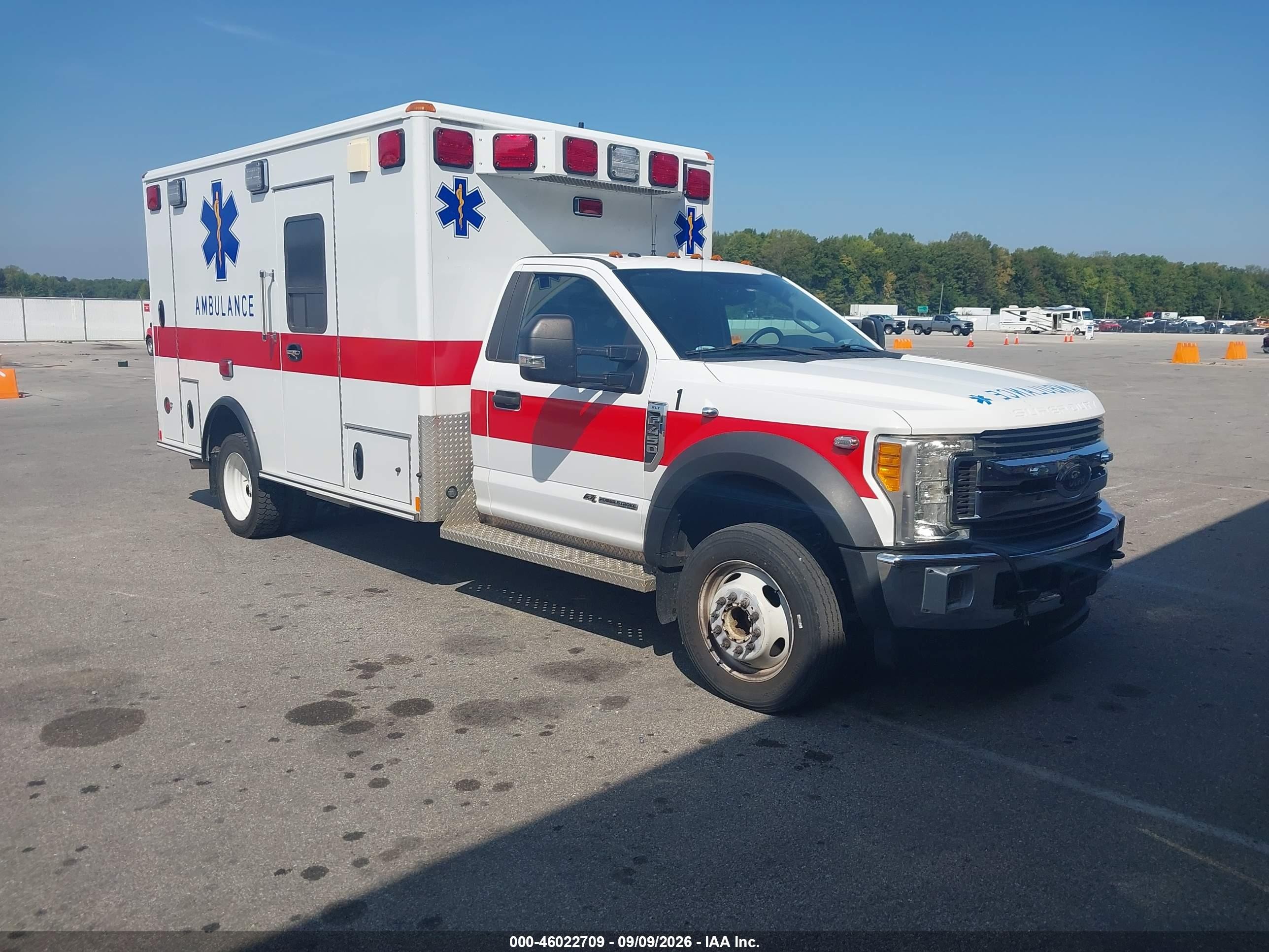 2017 Ford F-450 VIN 1FDUF4GT0HEE65881 — IAAI salvage auction photo