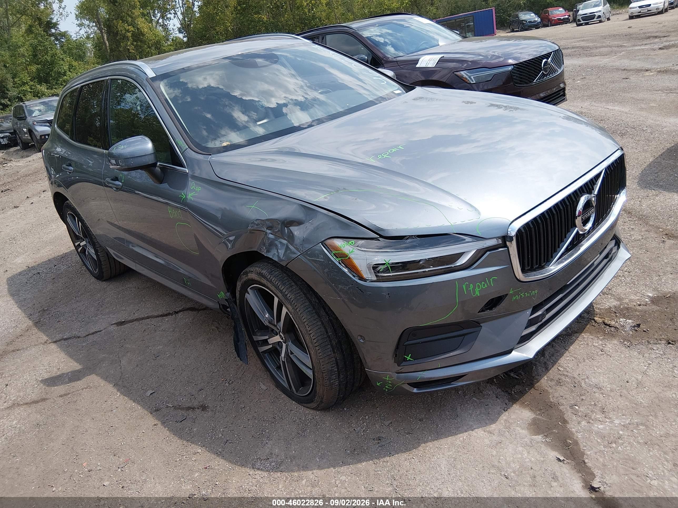 2018 Volvo XC60 VIN LYV102RK5JB097365 — IAAI salvage auction photo