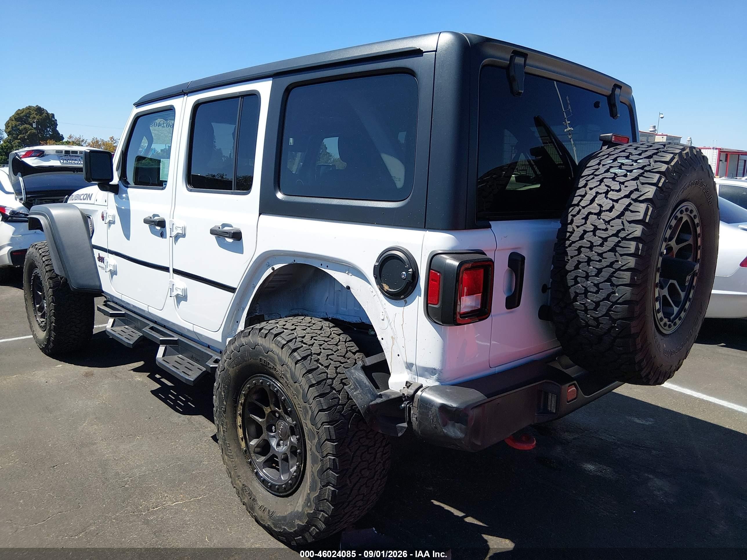 2021 Jeep Wrangler Unlimited VIN 1C4JJXFG4MW786841 IAAI salvage auction — Rear End, Wait Title, sold $21,000 on 2026-09-21 (photo 3)