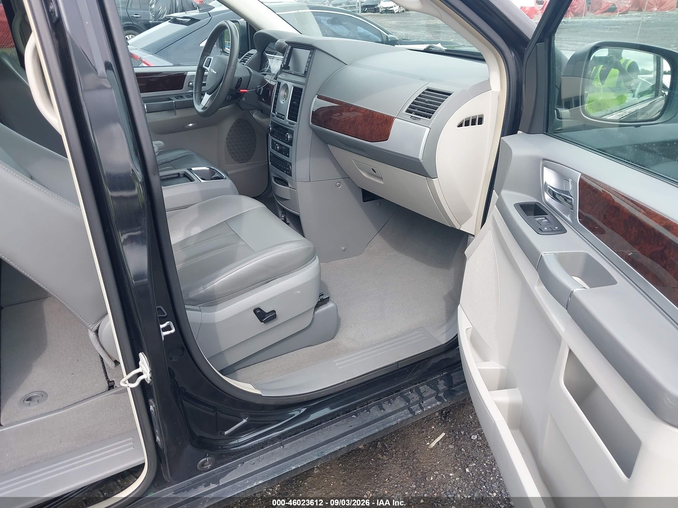2010 Chrysler Town & country VIN 2A4RR5DX8AR123970 IAAI salvage auction — Front End, Salvage - Greater Than 75% (Maryland), sold $975 on 2026-10-02 (photo 5)