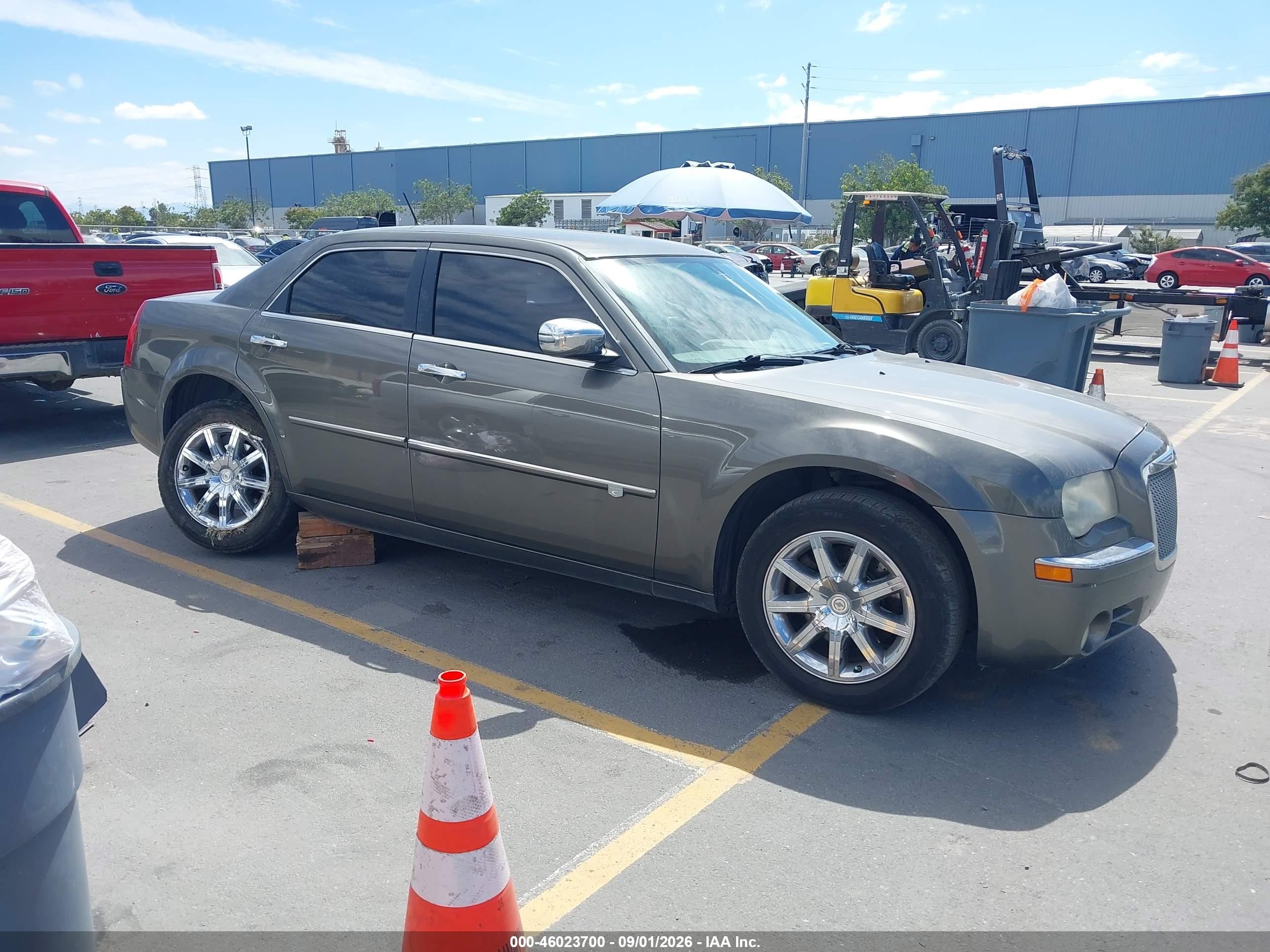 2008 Chrysler 300 VIN 2C3KA63H68H320588 IAAI salvage auction — Rear End, Salvage (California), sold $700 on 2026-09-14 (photo 1)