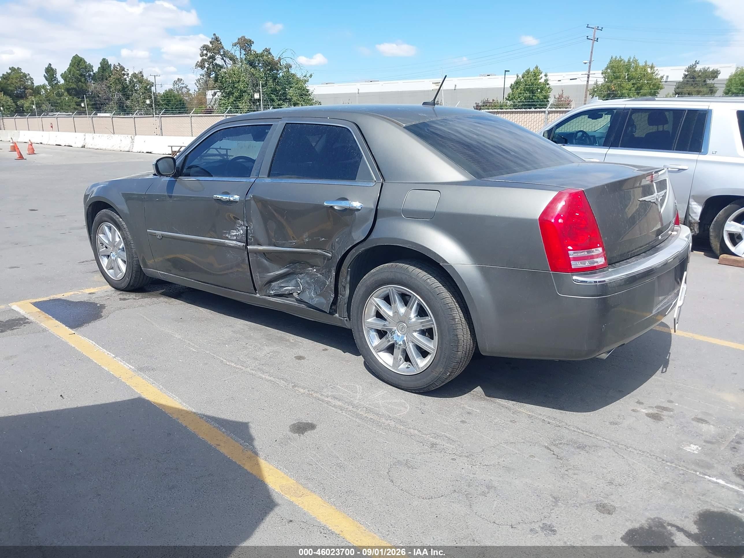 2008 Chrysler 300 VIN 2C3KA63H68H320588 IAAI salvage auction — Rear End, Salvage (California), sold $700 on 2026-09-14 (photo 3)
