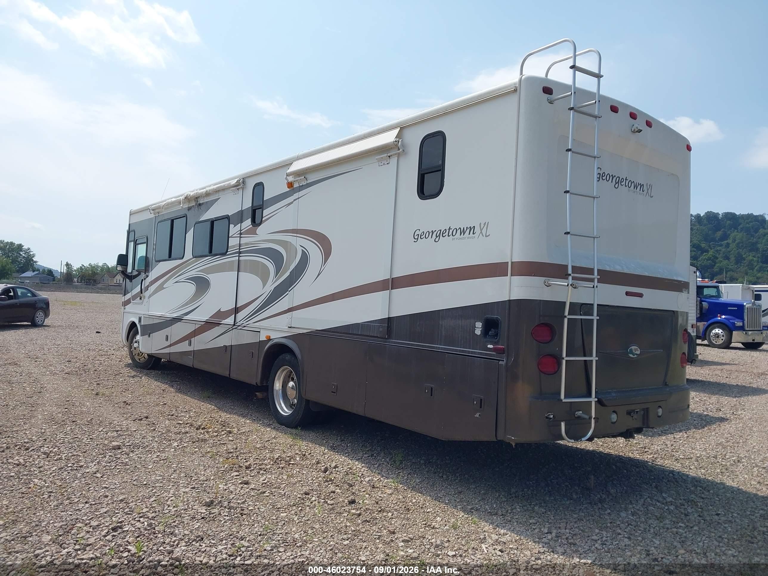 2007 Forest River Georgetown Xl VIN 1F6NF53Y360A15543 IAAI salvage auction — Side, Salvage (Florida), sold $25 on 2026-09-22 (photo 3)