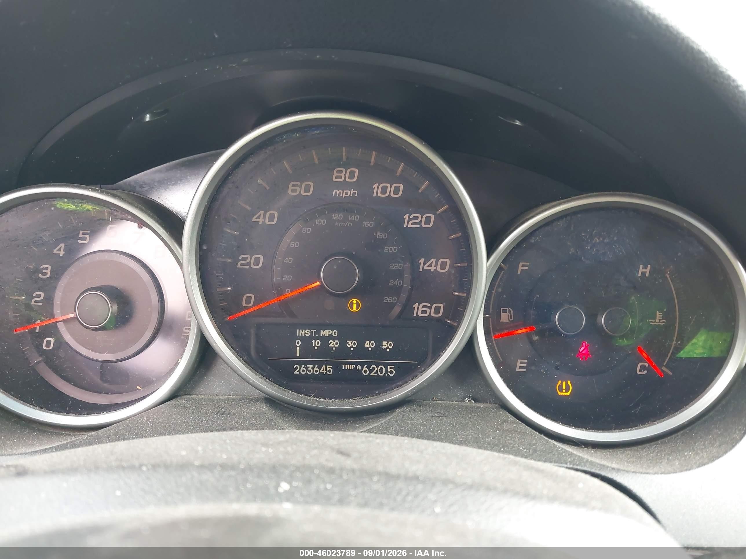 2010 Acura Rl VIN JH4KB2F65AC000715 IAAI salvage auction — Normal Wear, Clear - Dealer Only (California), sold $850 on 2026-09-14 (photo 7)