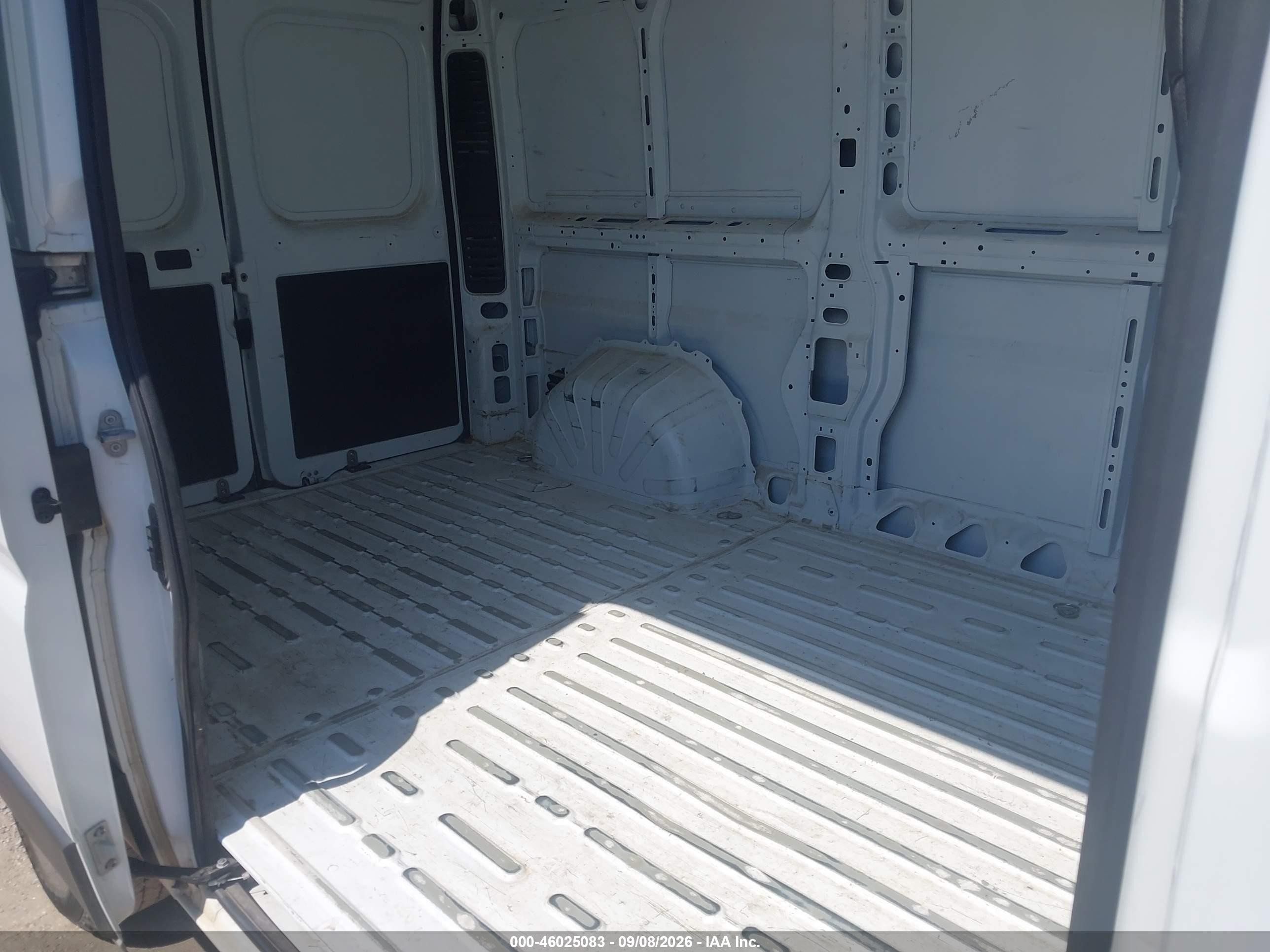 2024 Ram ProMaster 2500 VIN 3C6LRVCG9RE126510 IAAI salvage auction — Side, Enterprise Vehicles Clear Only (Oklahoma), sold $16,700 on 2026-09-11 (photo 8)