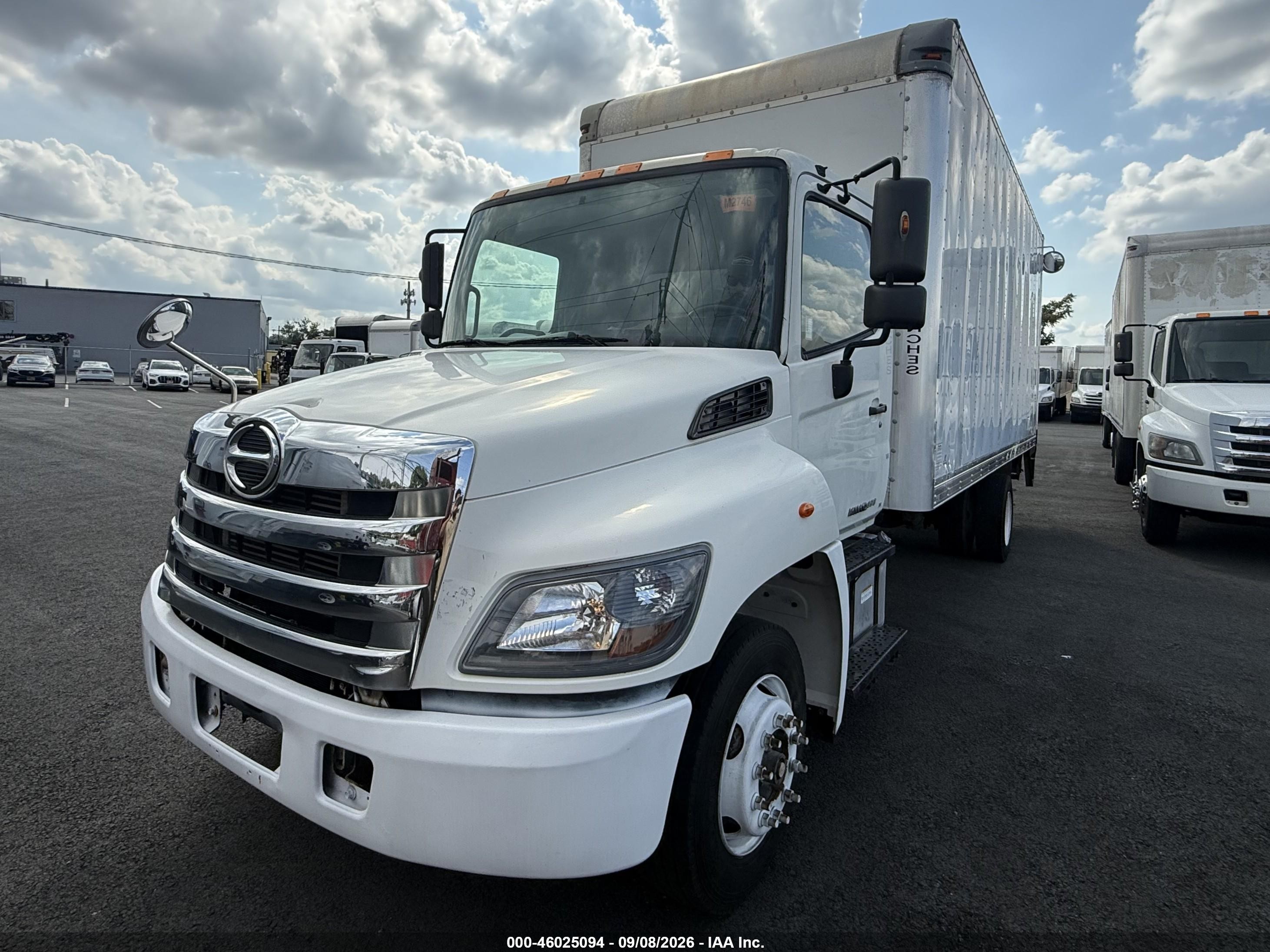 2015 Hino 258alp VIN 5PVNJ8JP9F4S51274 — IAAI salvage auction photo