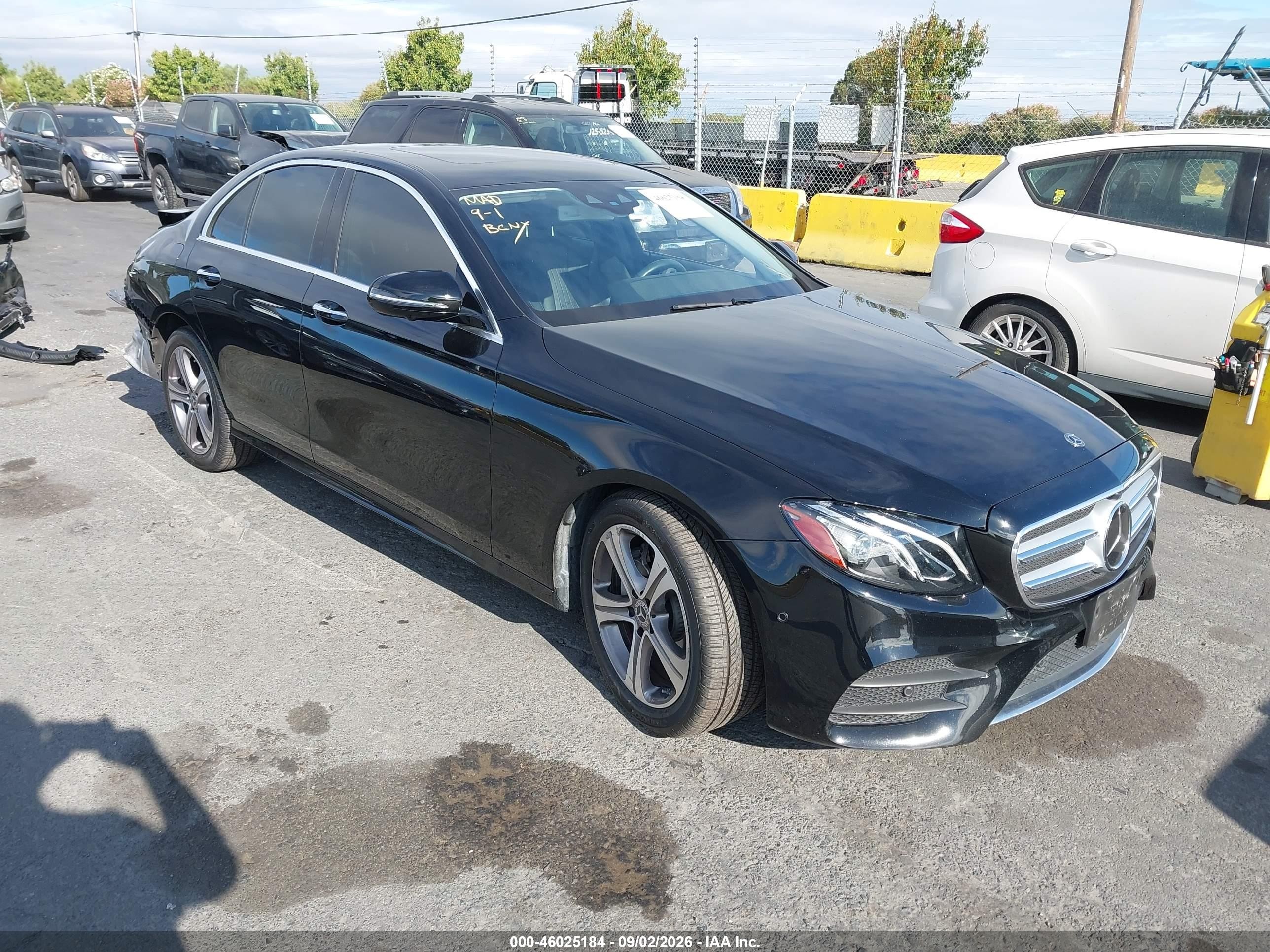 2019 Mercedes-Benz E-Class VIN WDDZF4JB9KA685566 — IAAI salvage auction photo