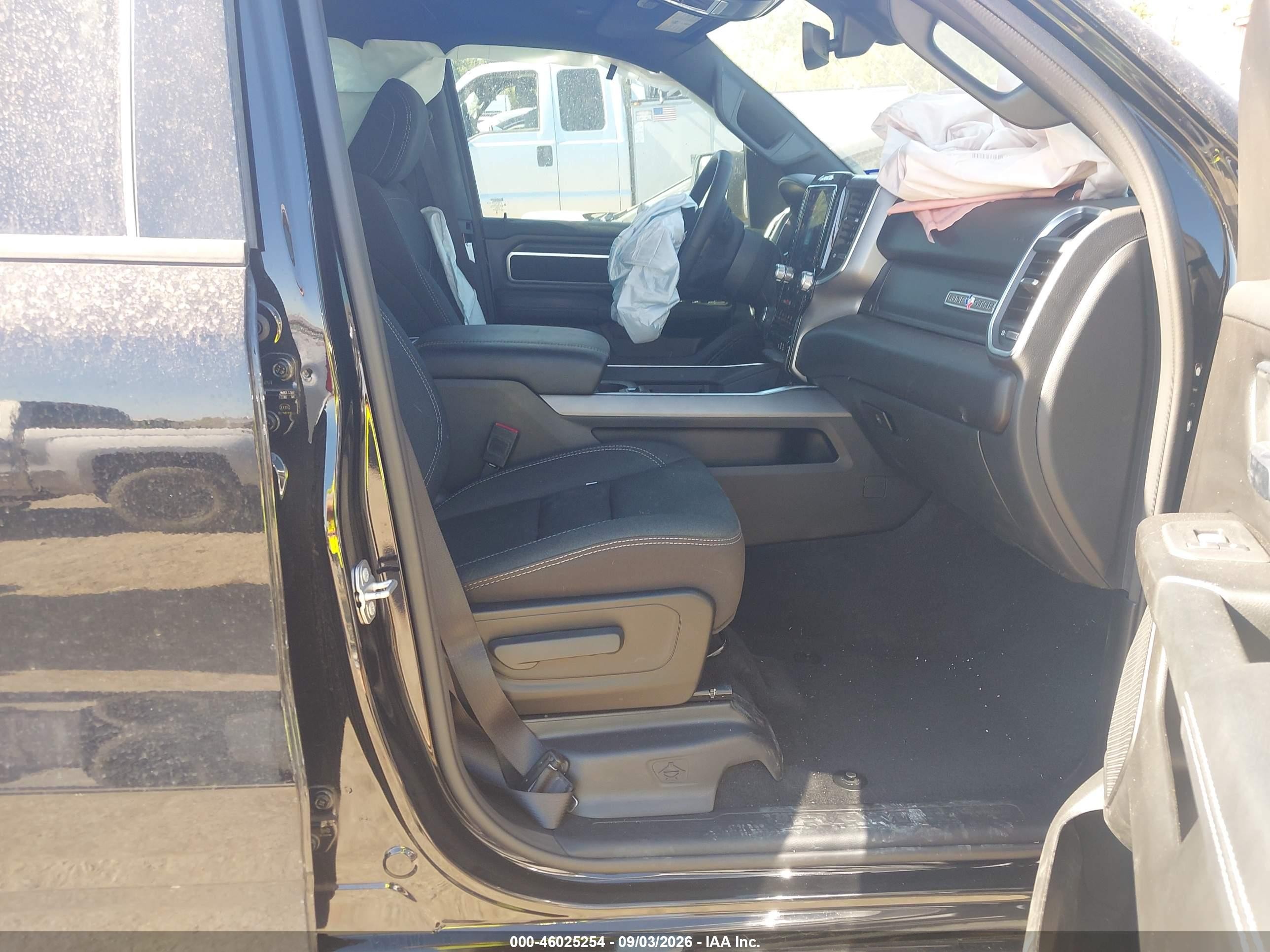 2025 Ram 1500 VIN 1C6SRFFP2SN624434 IAAI salvage auction — Unknown, Non-Repairable (Texas), sold $8,800 on 2026-09-24 (photo 5)