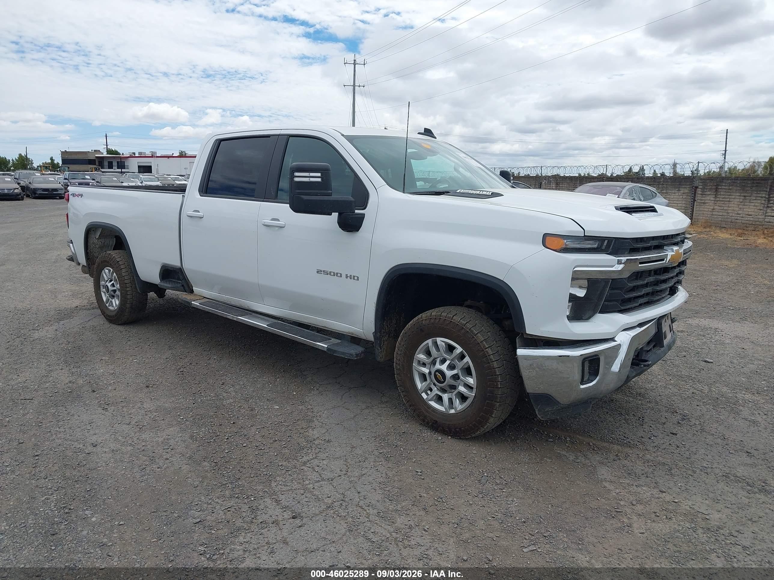 2025 Chevrolet Silverado 2500 VIN 1GC1KNEY4SF290351 — IAAI salvage auction photo