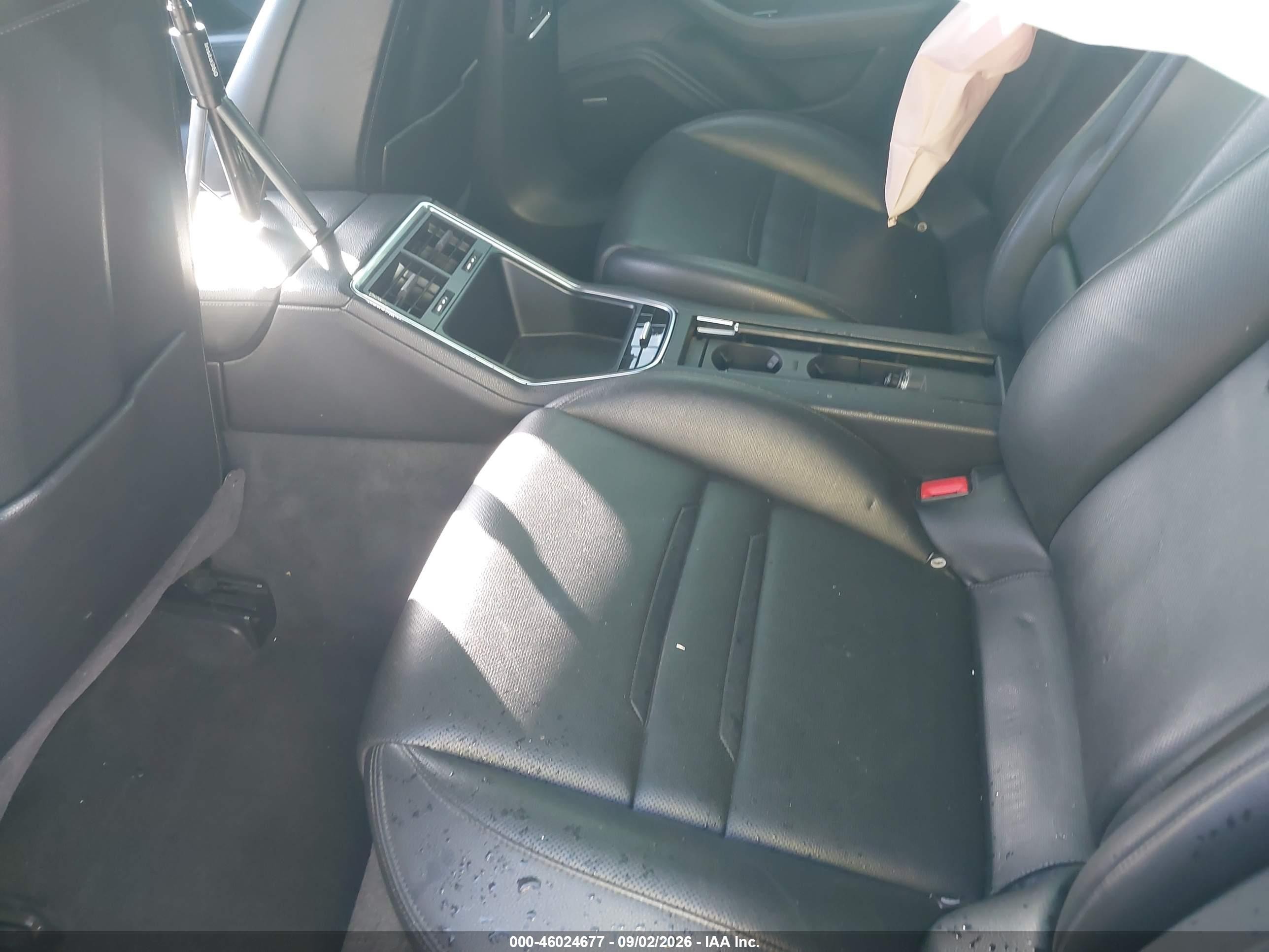 2017 Porsche Panamera VIN WP0AA2A74HL100721 IAAI salvage auction — Side, Rebuildable (Florida), sold $8,600 on 2026-10-06 (photo 8)