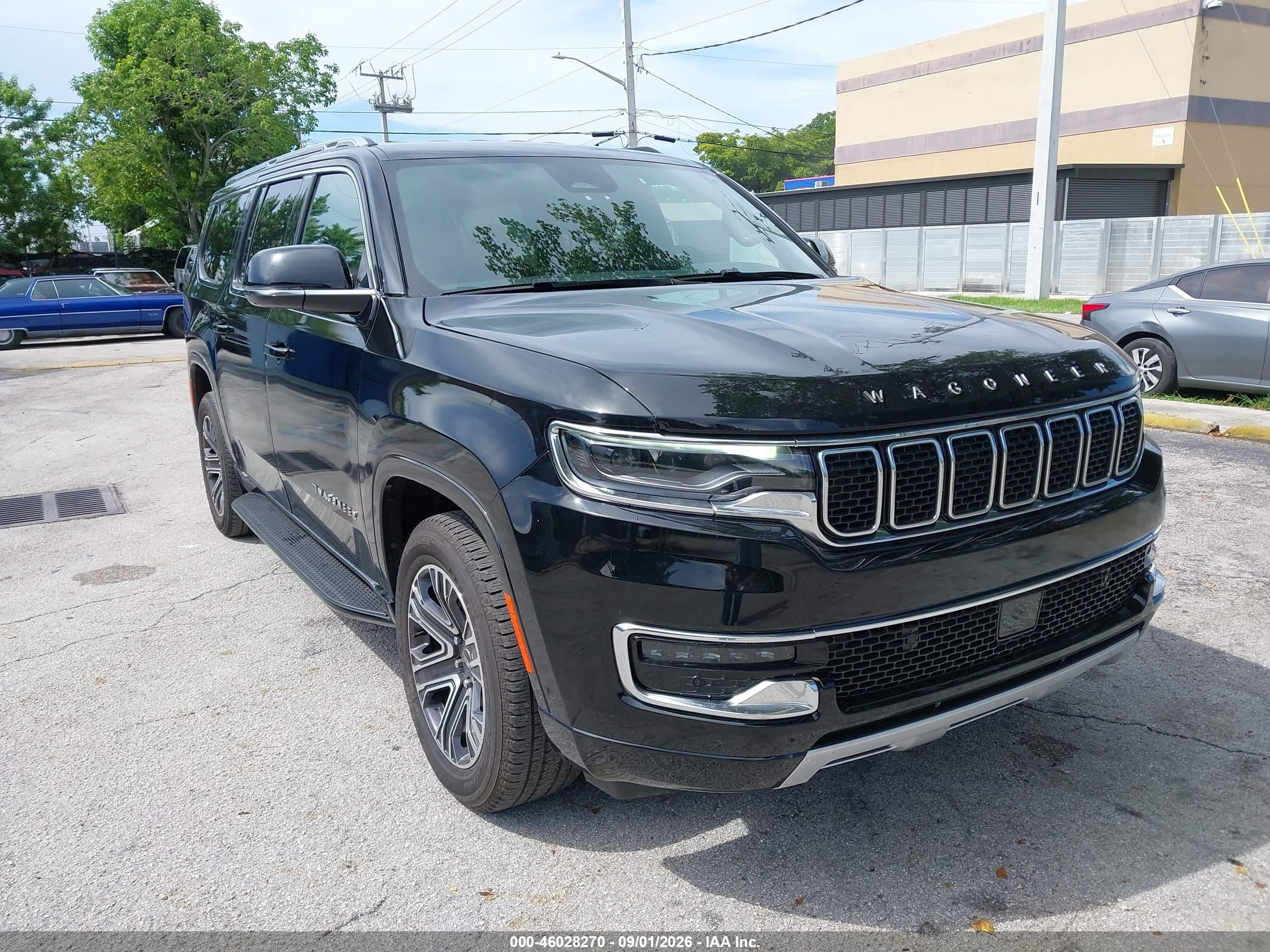 2025 Jeep Wagoneer VIN 1C4SJSBP5SS513845 — IAAI salvage auction photo