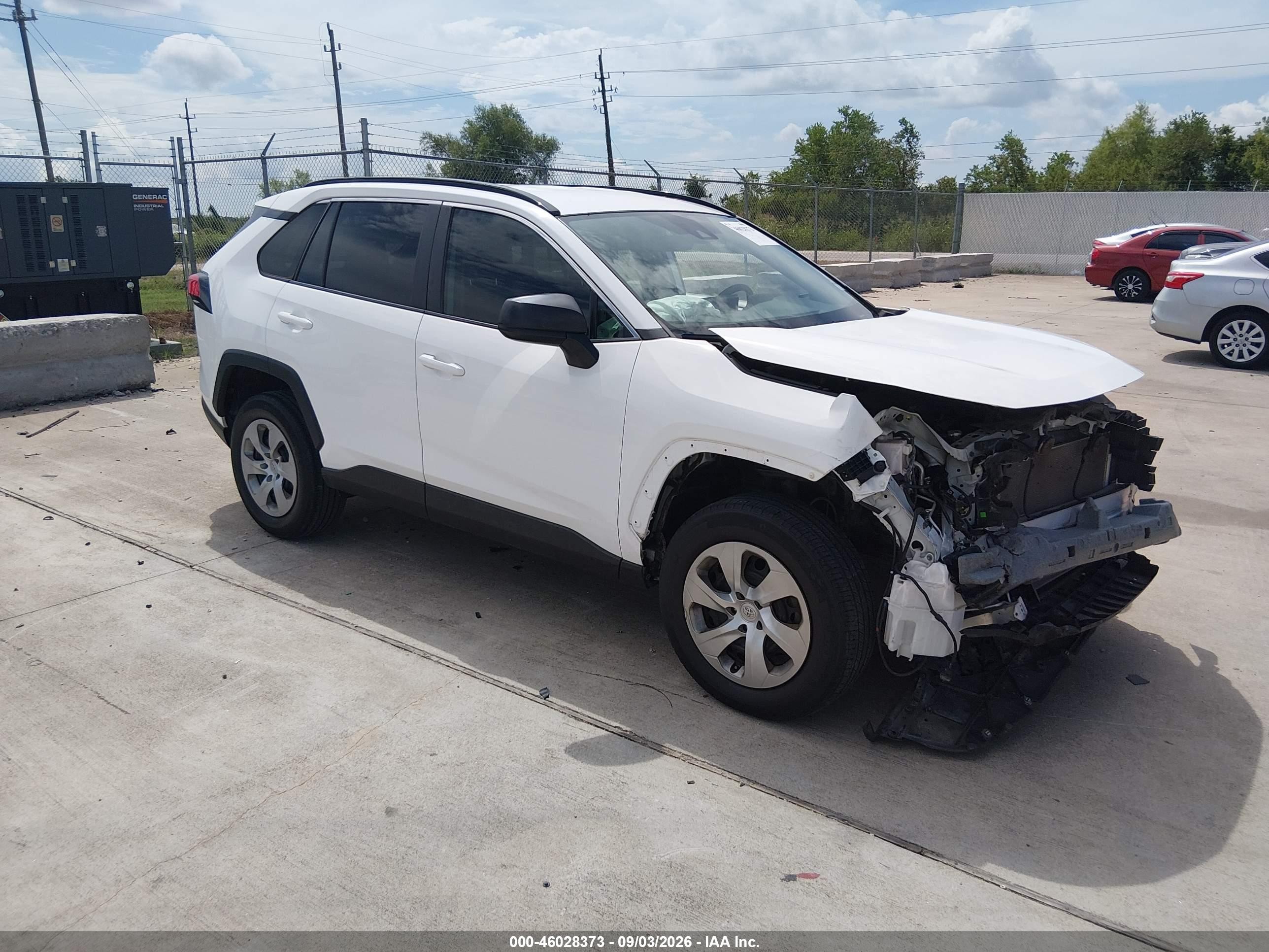 2019 Toyota RAV4 VIN 2T3H1RFV1KW036947 — IAAI salvage auction photo
